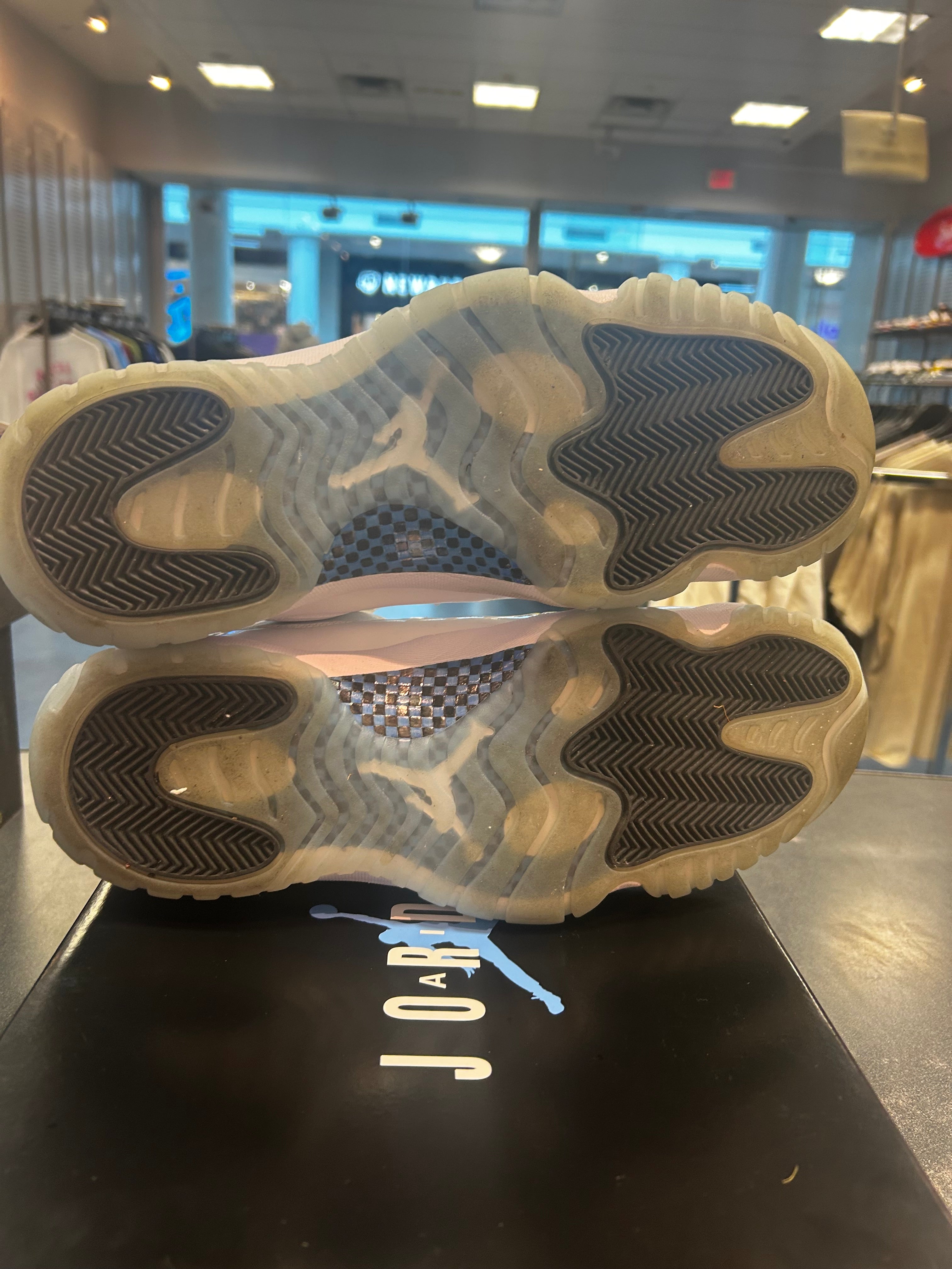 Jordan 11 "Legend Blue" Size 13 Preowned