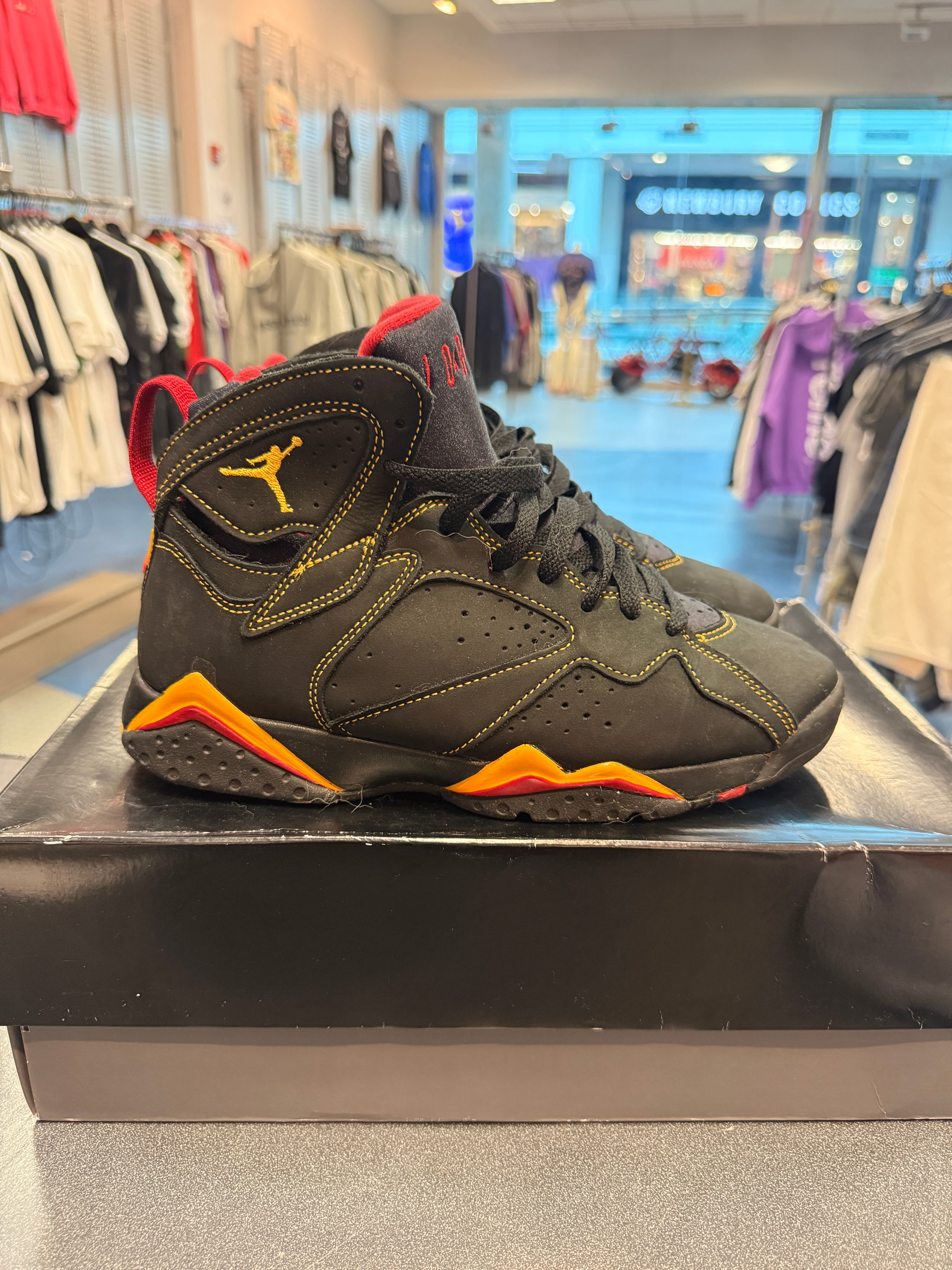 Jordan 7 "Citrus" Size 8 Preowned