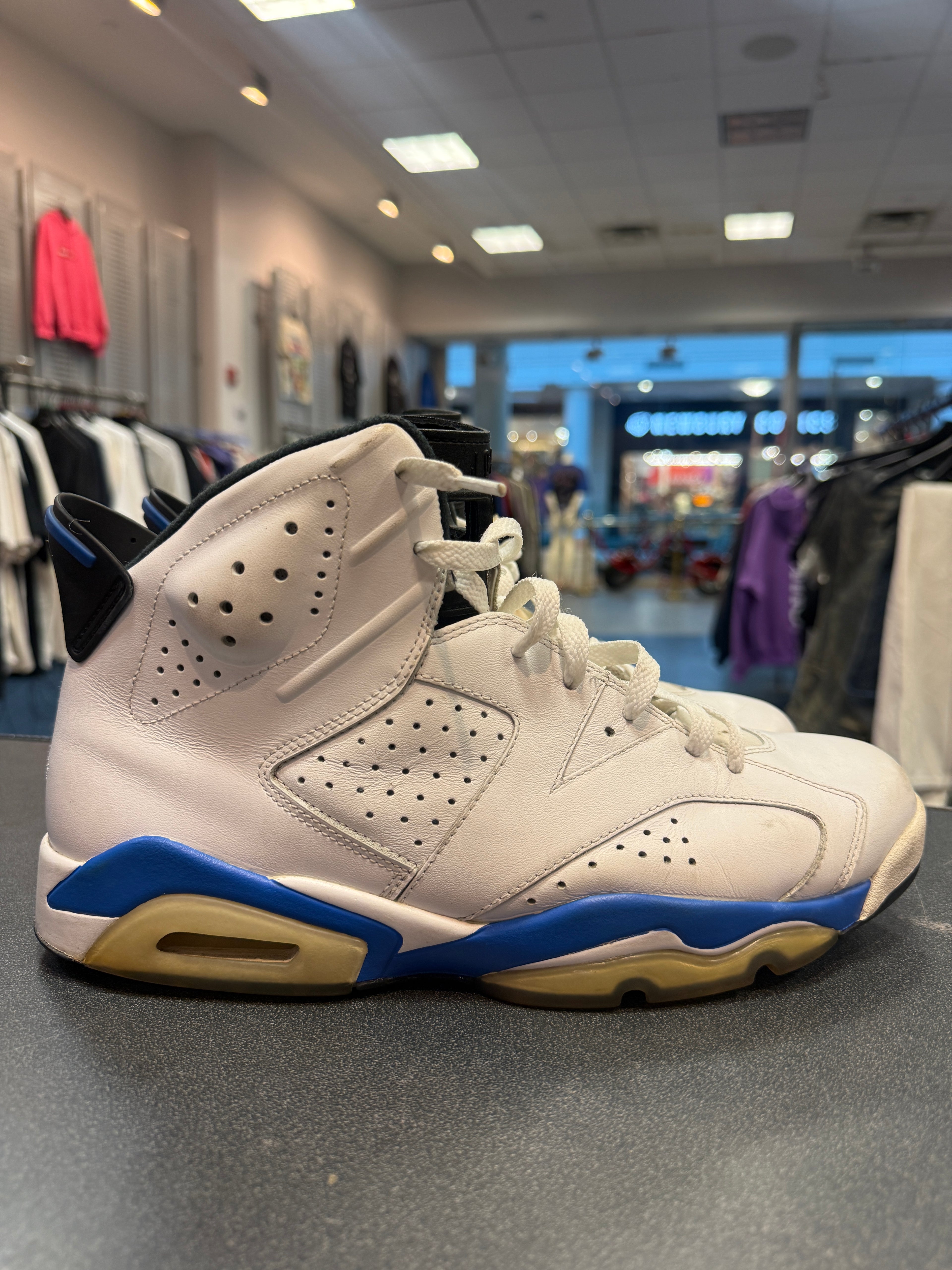 Jordan 6 "Sport Blue" (2014) Size 11 Preowned (NO BOX)