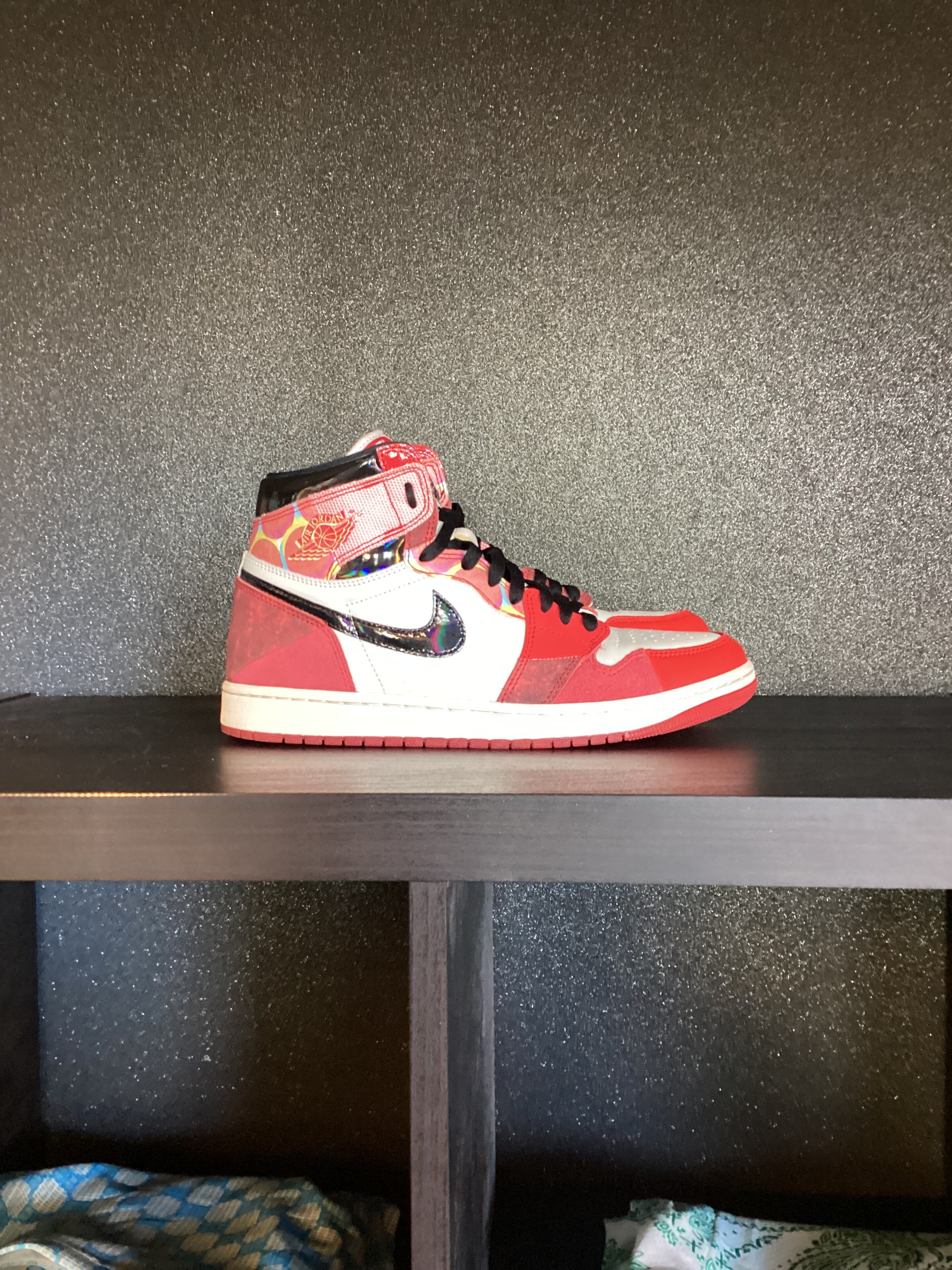 Jordan 1 Retro High OG Spider-Man Size 10.5 Preowned