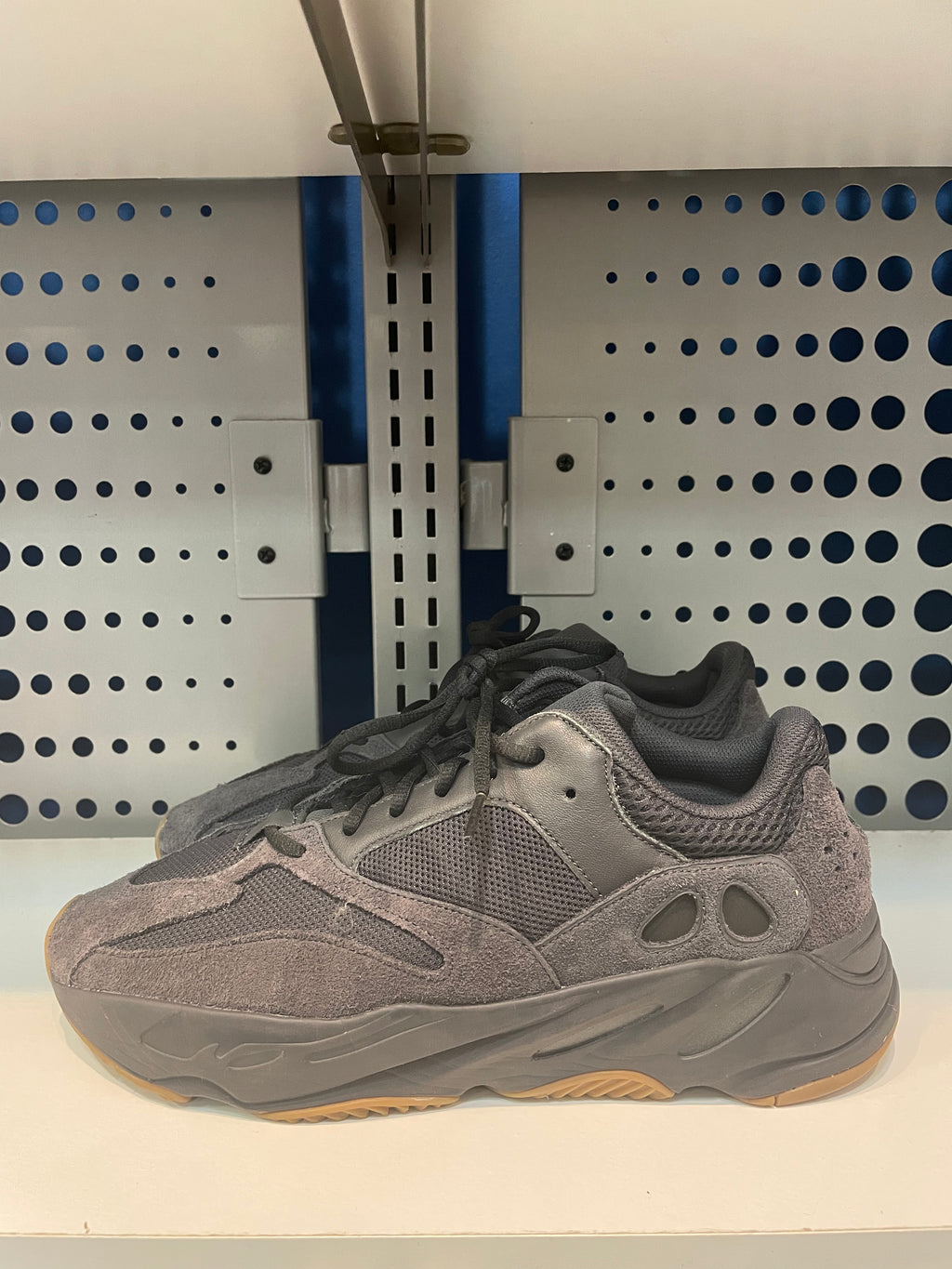 Yeezy 700 "Utility Black" Preowned Size 12