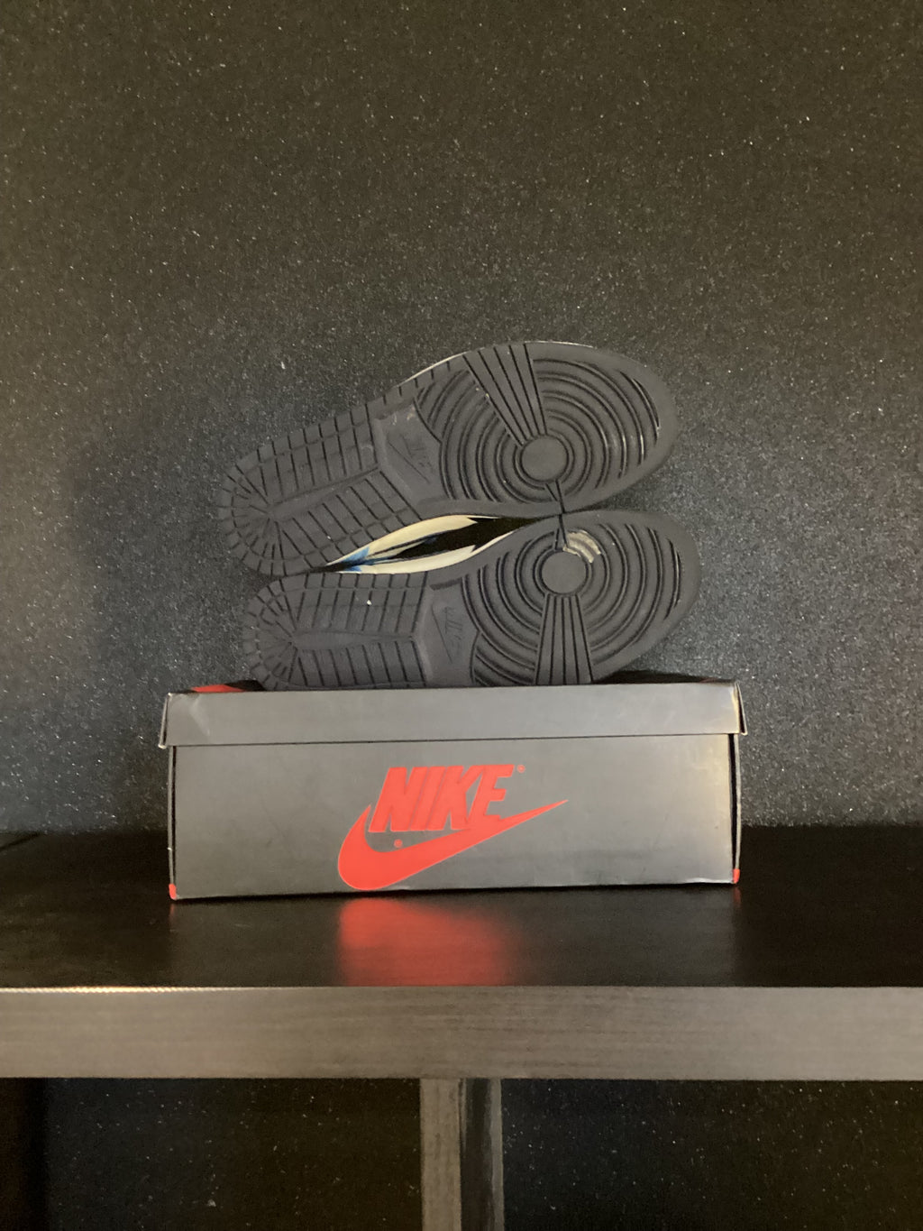 Jordan 1 High Obsidian Size 9 Preowned