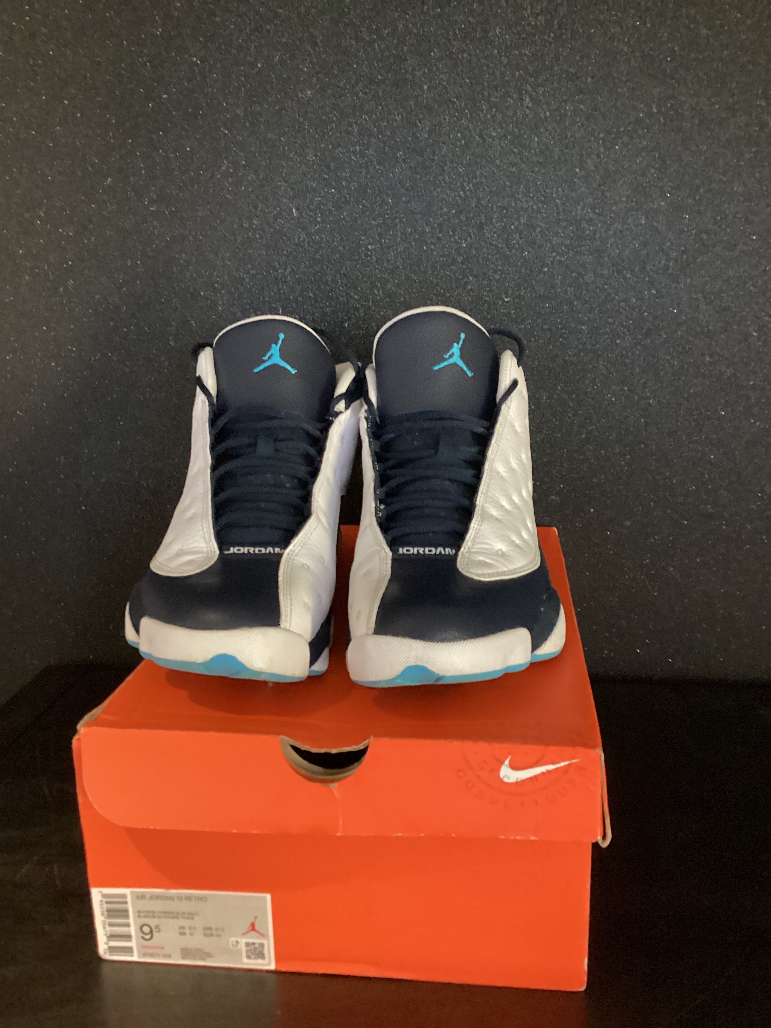Jordan 13  Retro Obsidian Powder Blue White Size 9.5 Preowned