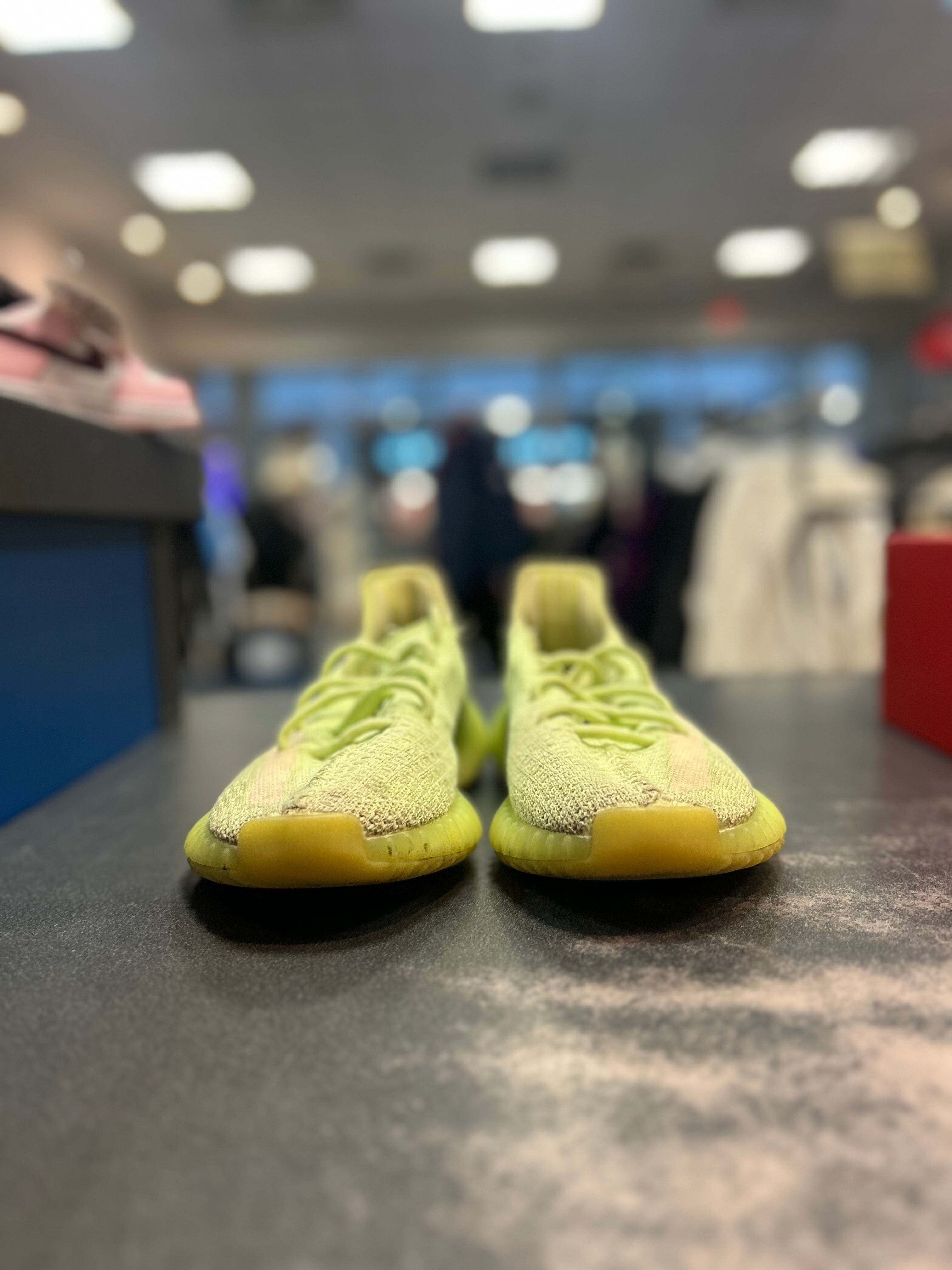 Yeezy 350 "Green Glow" Size 6.5 preowned