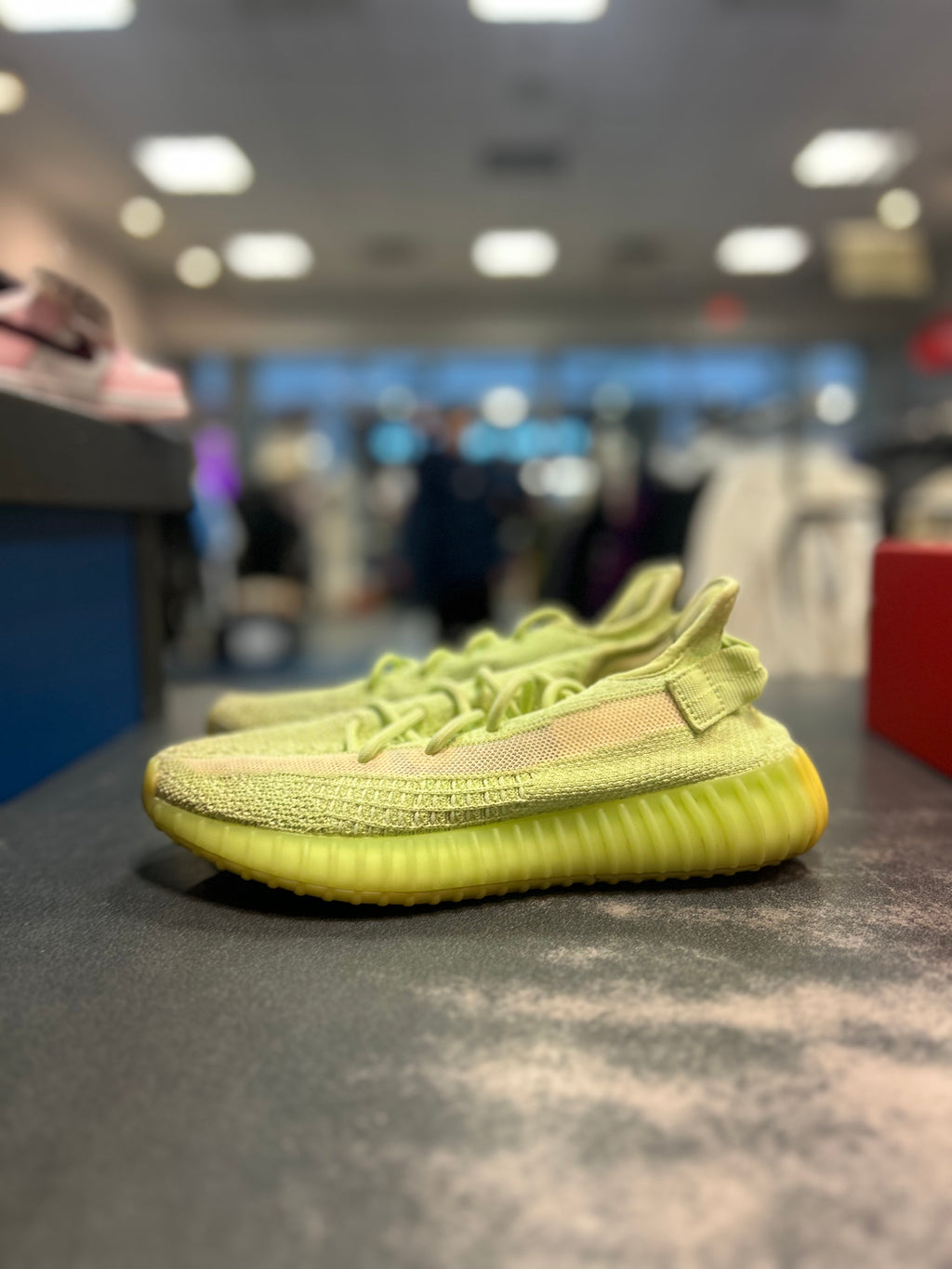 Yeezy 350 "Green Glow" Size 6.5 preowned