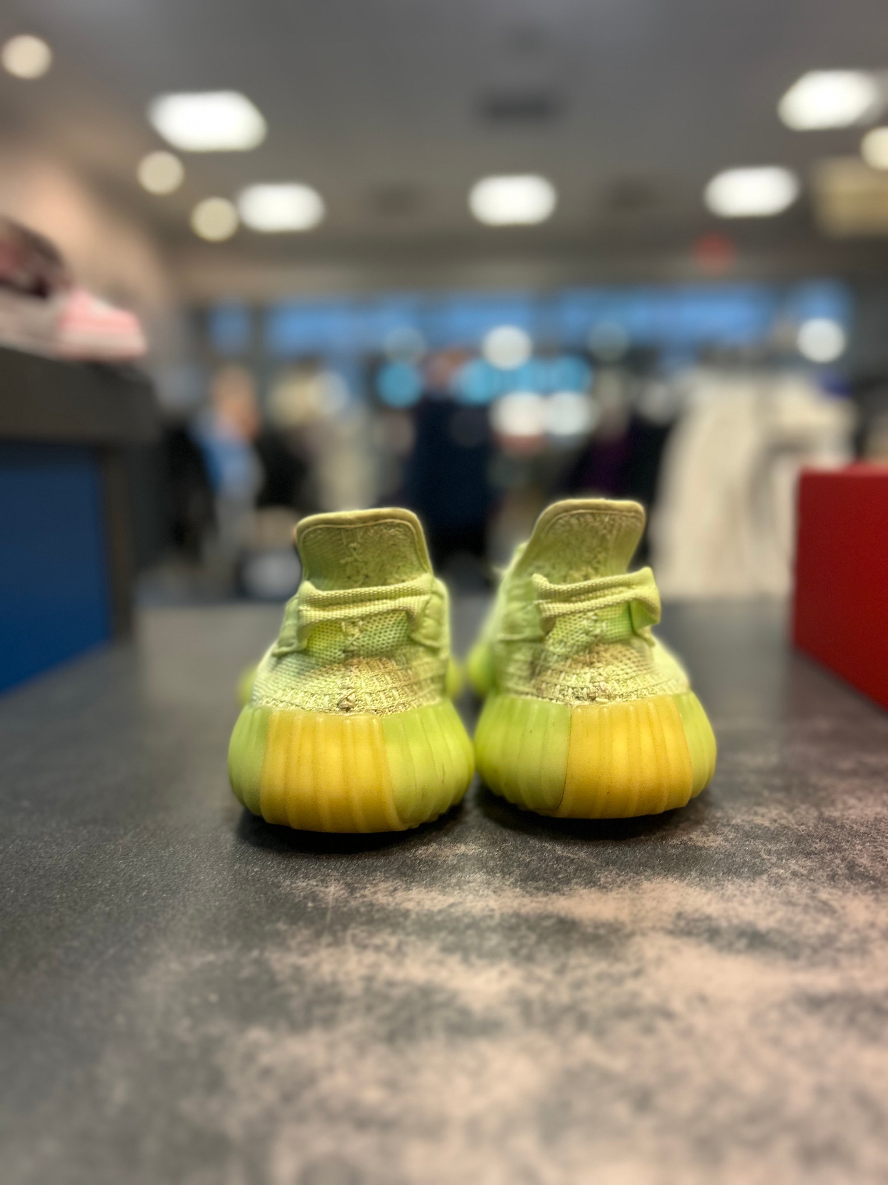 Yeezy 350 "Green Glow" Size 6.5 preowned