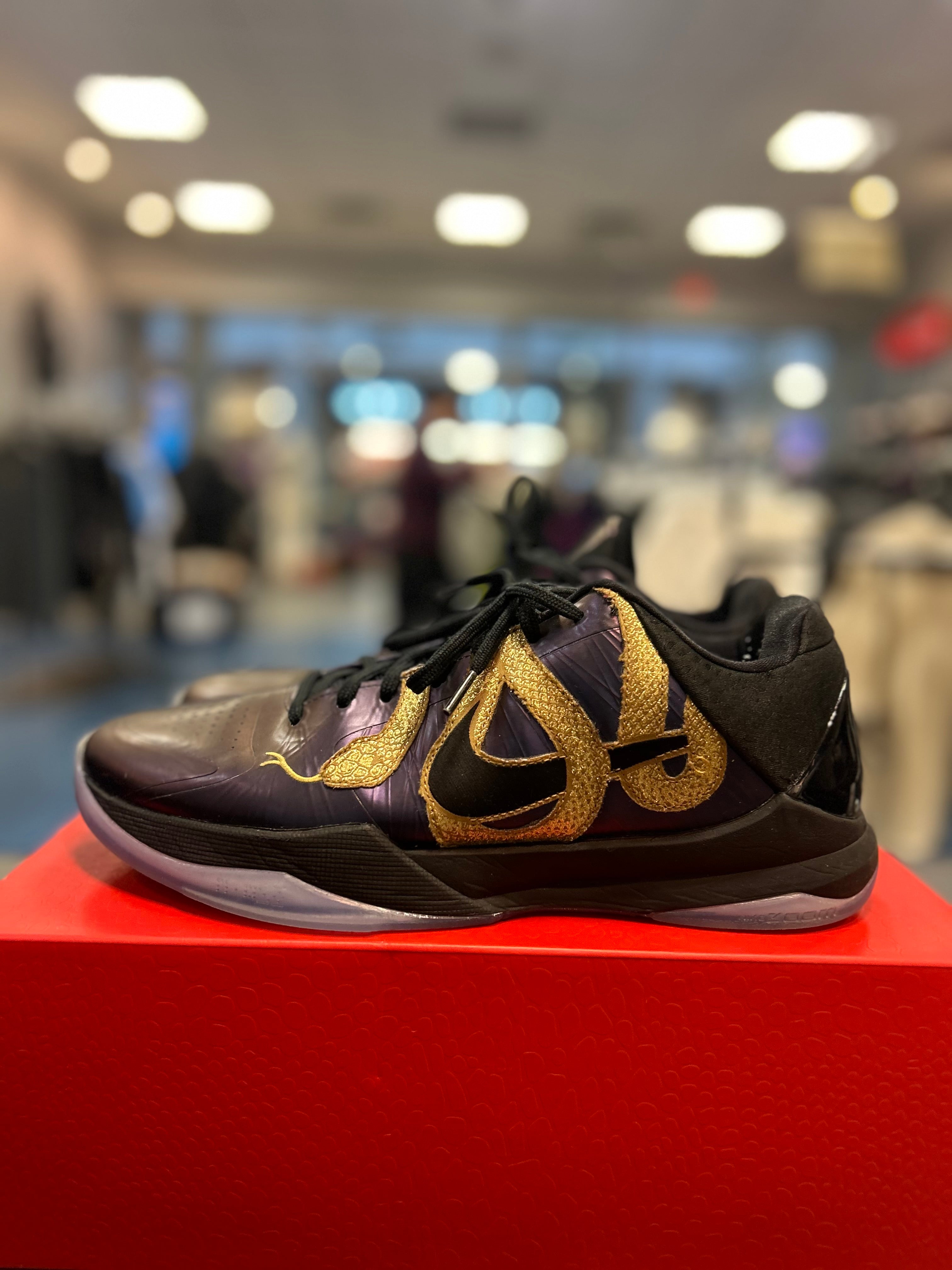 Nike Kobe 5 Protro "Year of the Mamba Eggplant" Size 11 Preowned