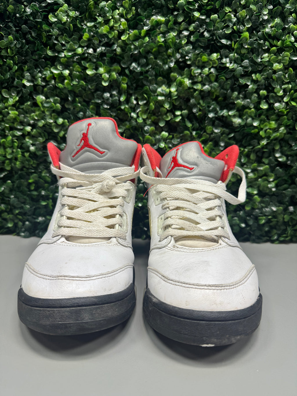 Jordan 5 "Fire Red" Size 9.5 Preowned