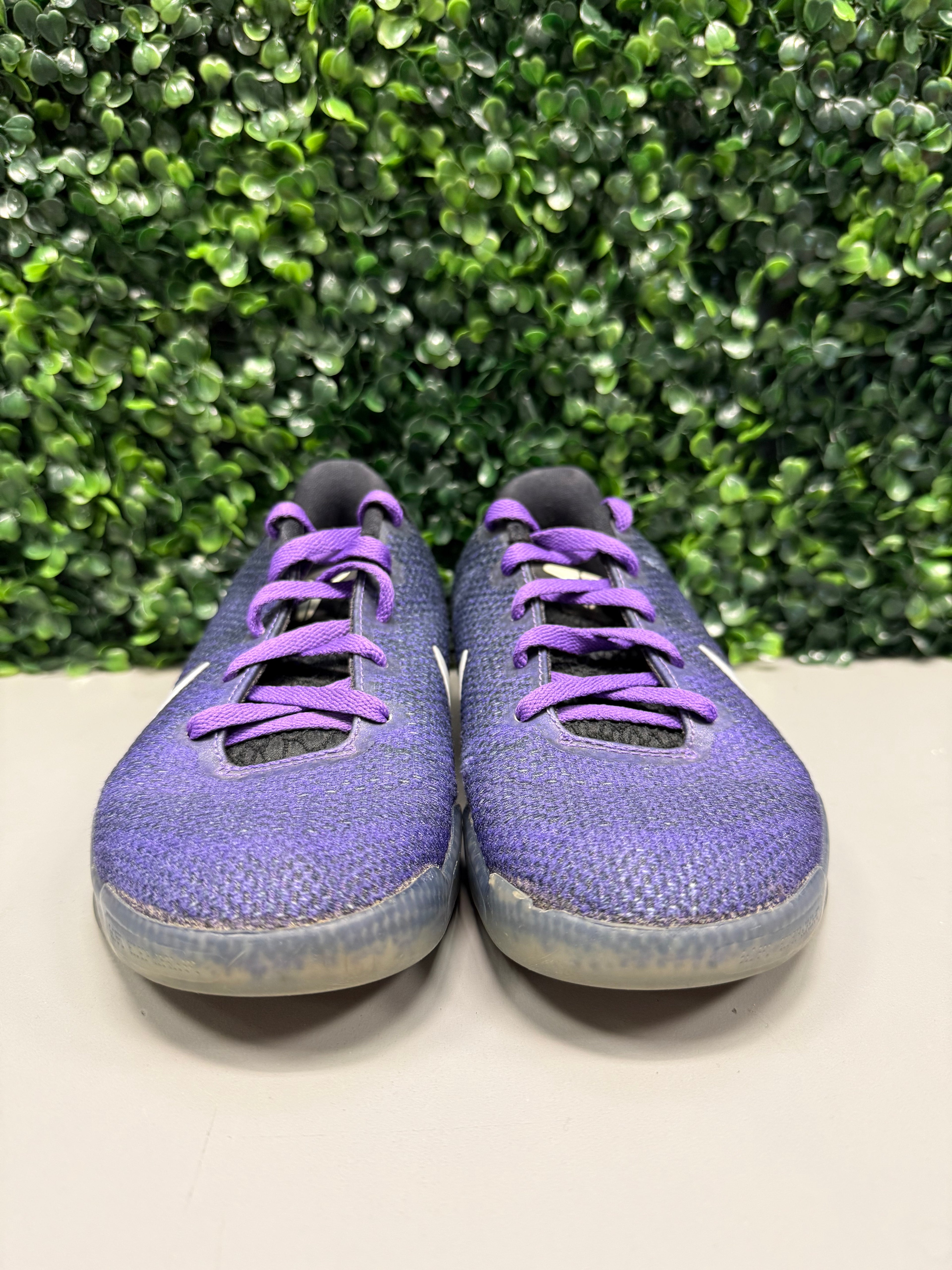Nike Kobe 11 "Eulogy" Size 4.5Y Preowned