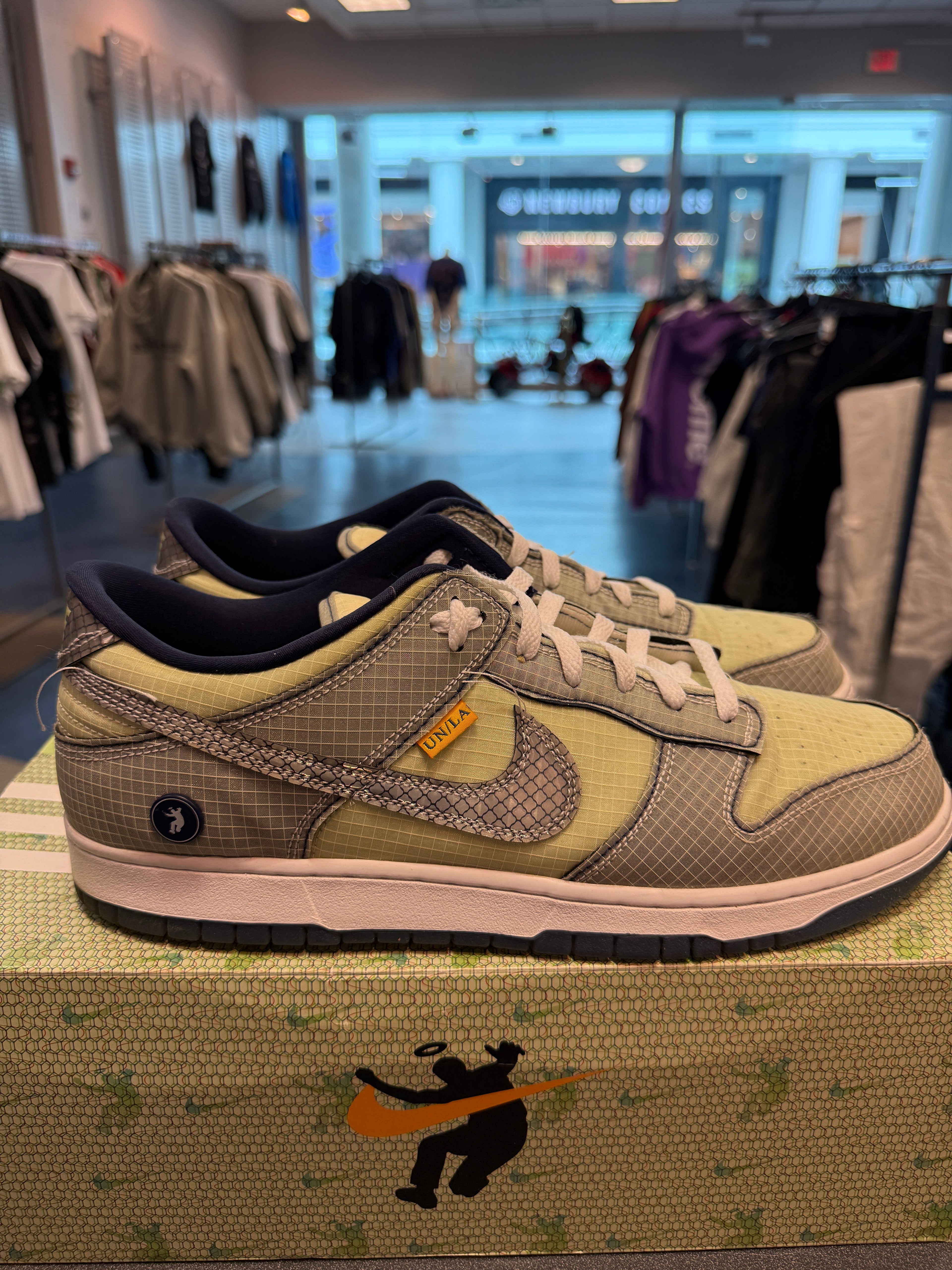 Nike Dunk Low Union "Passport Pack Pistachio" Size 13 Preowned