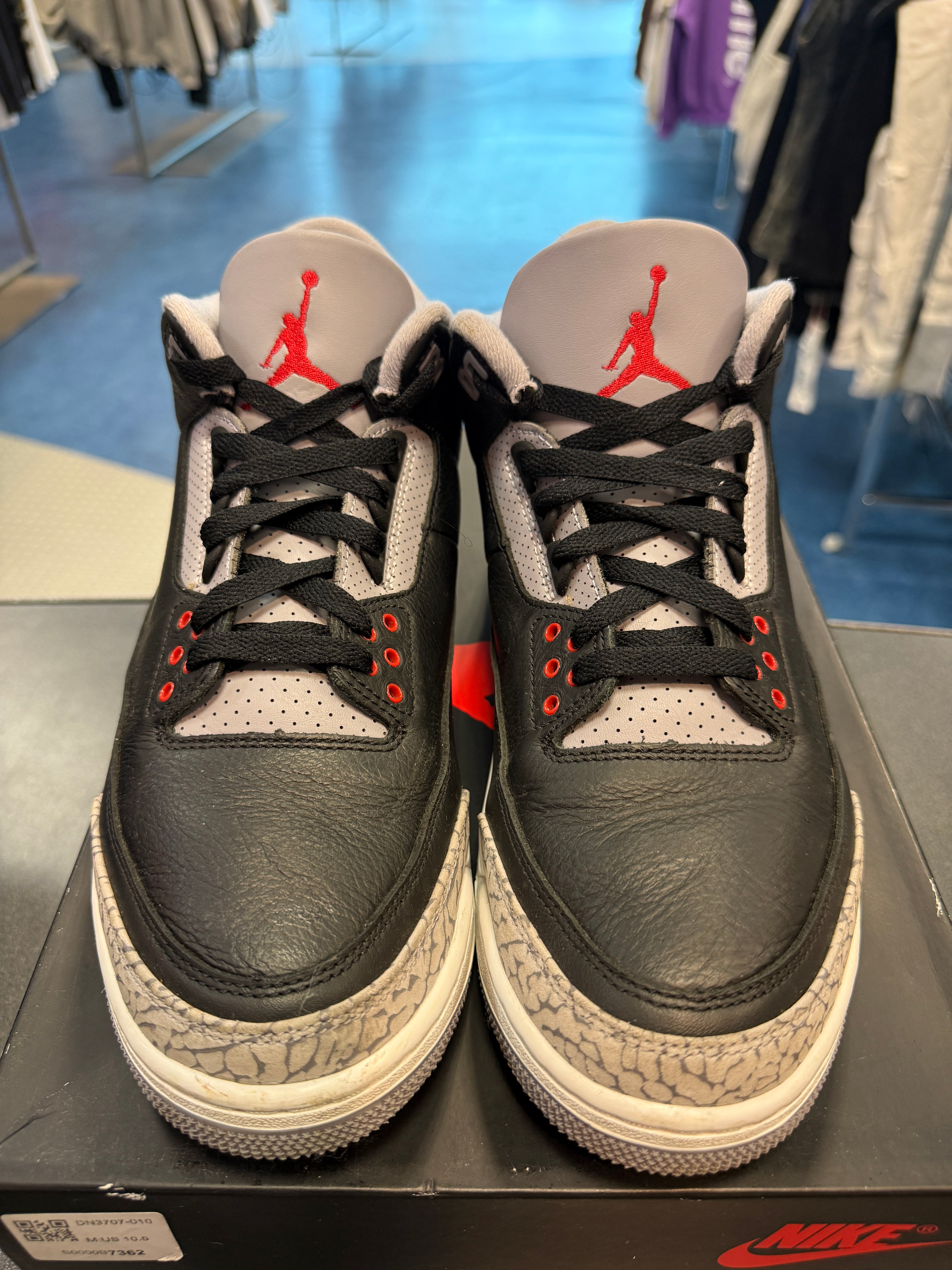 Jordan 3 "Black Cement Reimagined" Size 10.5 Preowned