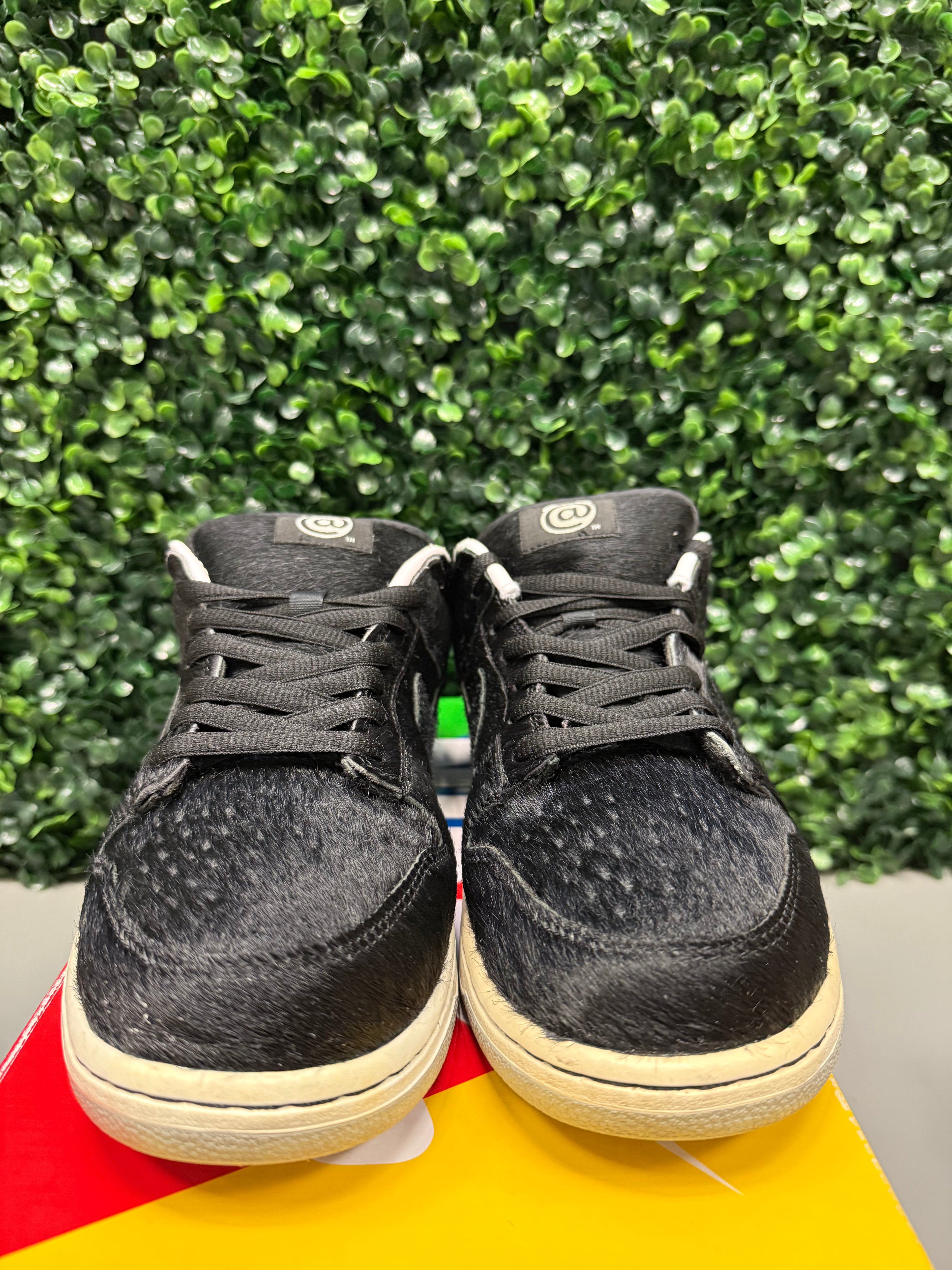Nike SB Dunk Low "Medicom Toy" Size 9 Preowned