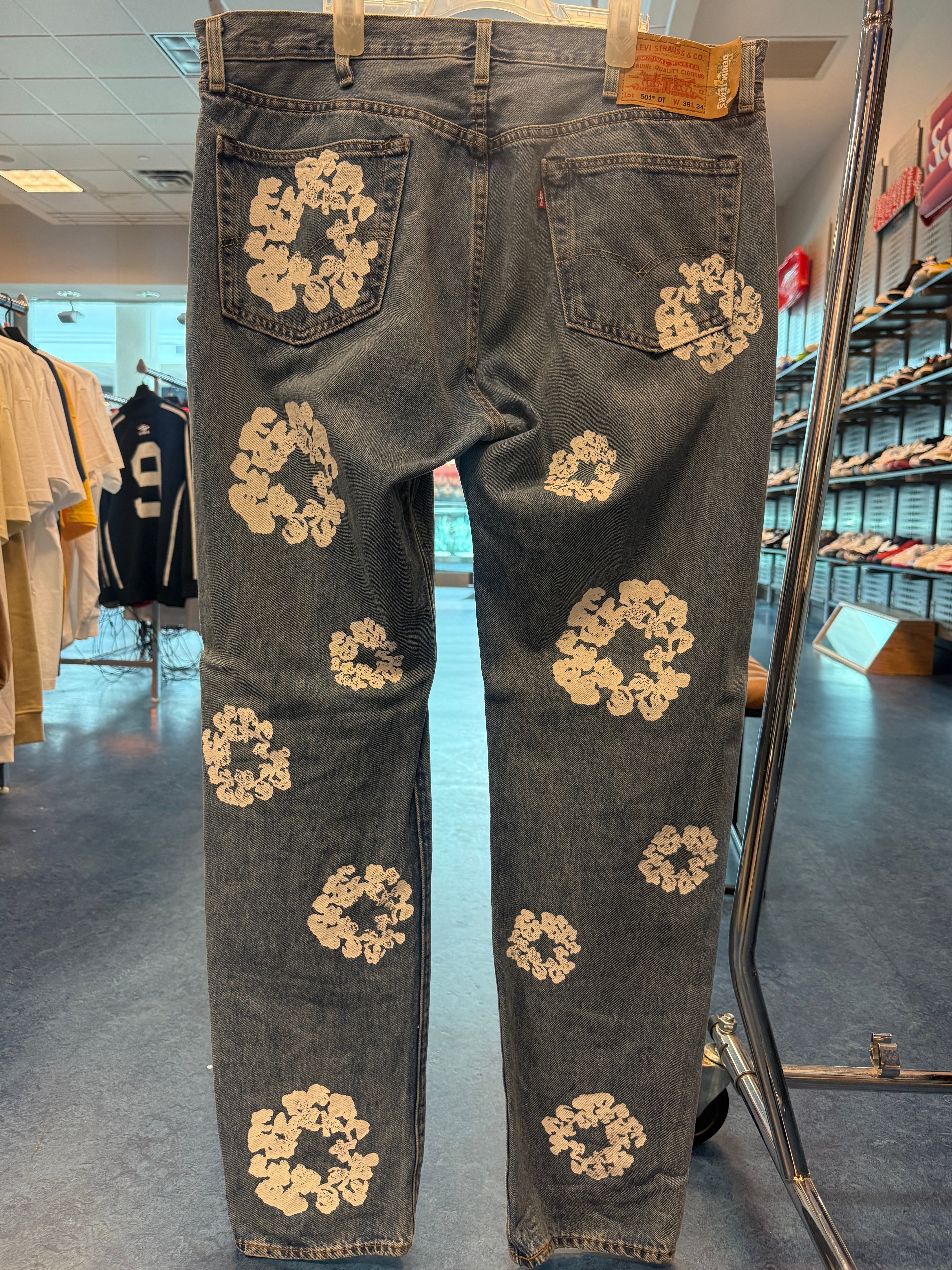 Denim Tears x Levi's Cotton Wreath Jean Light Wash W36 X L34 (Tried On)