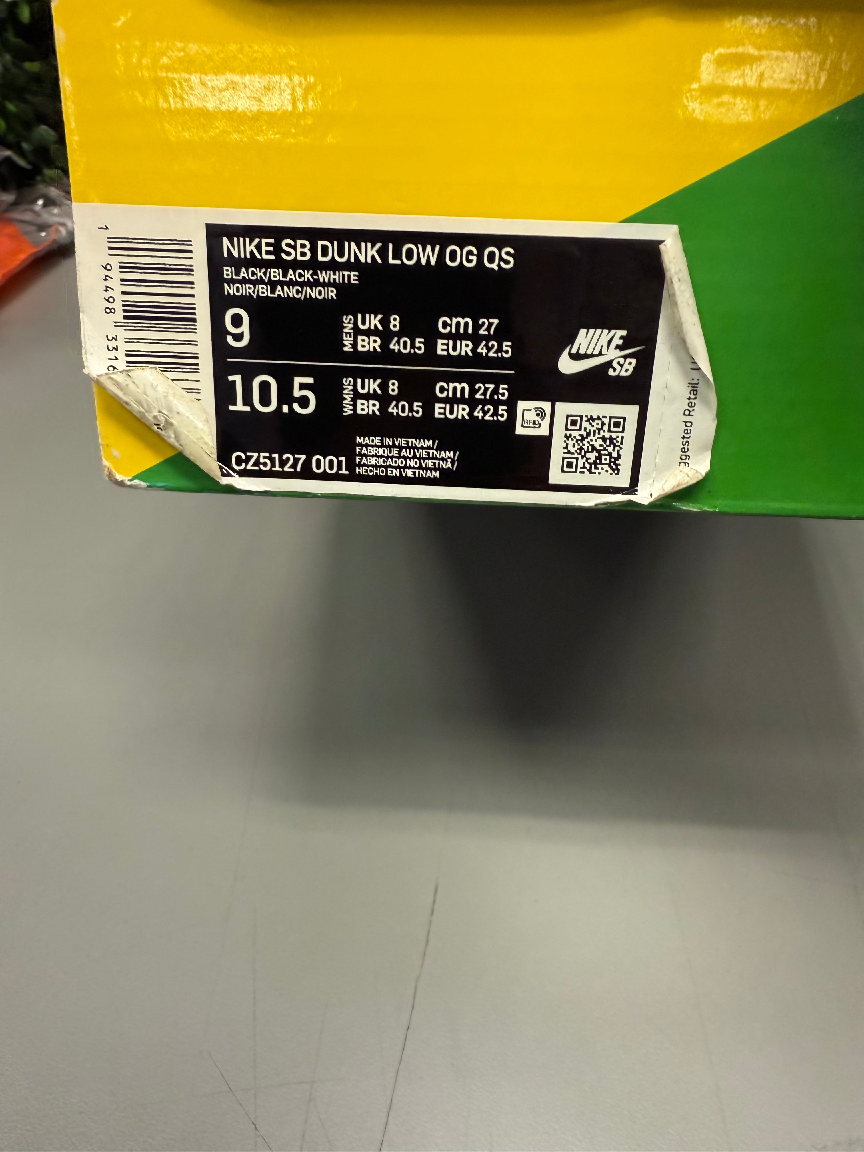 Nike SB Dunk Low "Medicom Toy" Size 9 Preowned