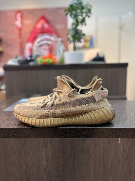 Yeezy 350 v2 "Earth" Size 11.5 Pre Owned *No Box*