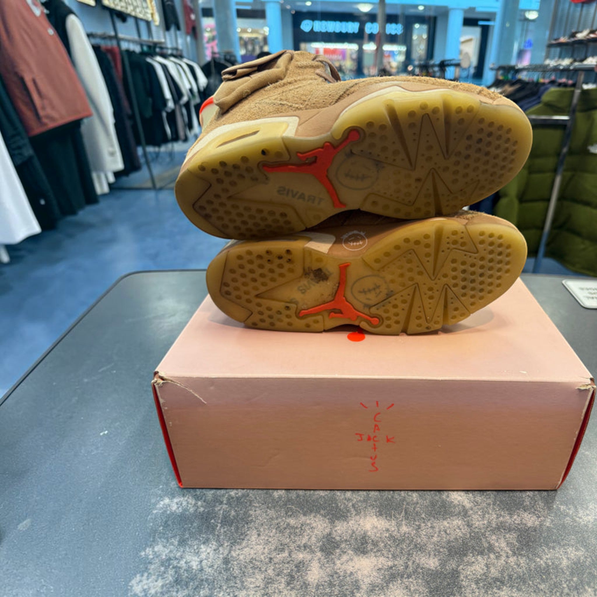 Travis Scott x Air Jordan 6 Retro 'British Khaki Size 6.5M Preowned