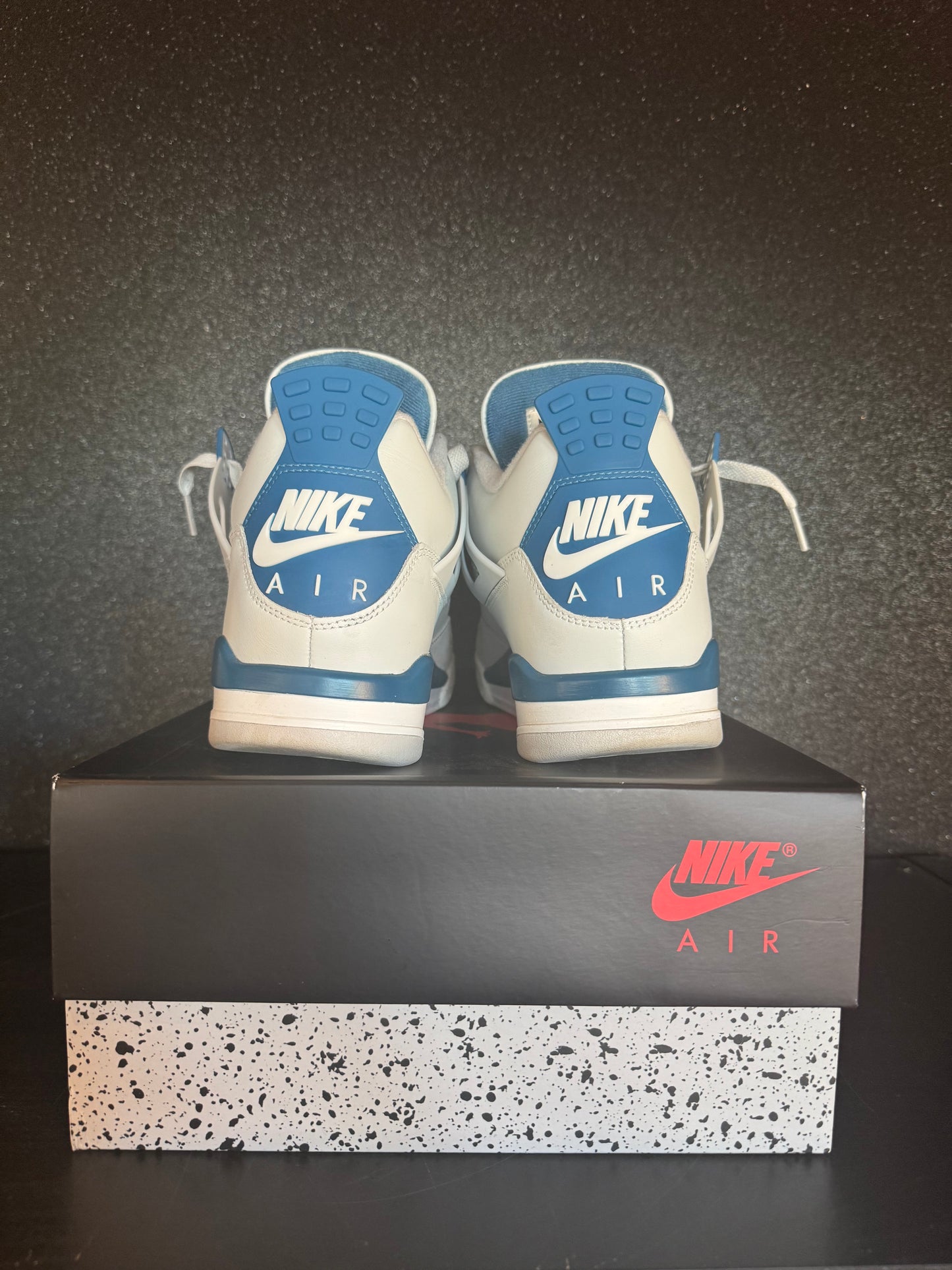 Jordan 4 'Military Blue 2024' Size 10 Preowned with box