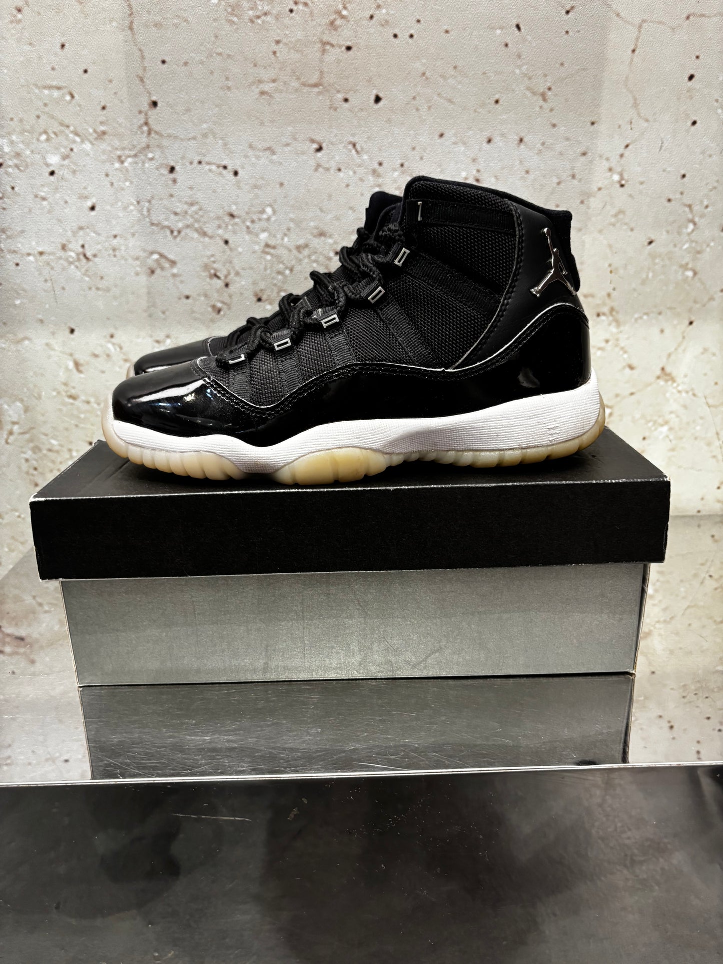 Jordan 11 High "Jubilee" Size 5.5Y Preowned