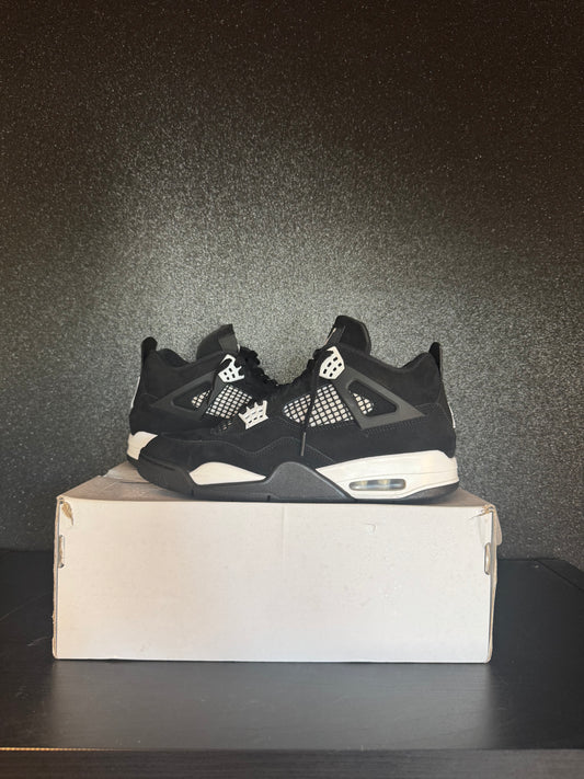Jordan 4 'White Thunder' Size 10.5 Preowned with box