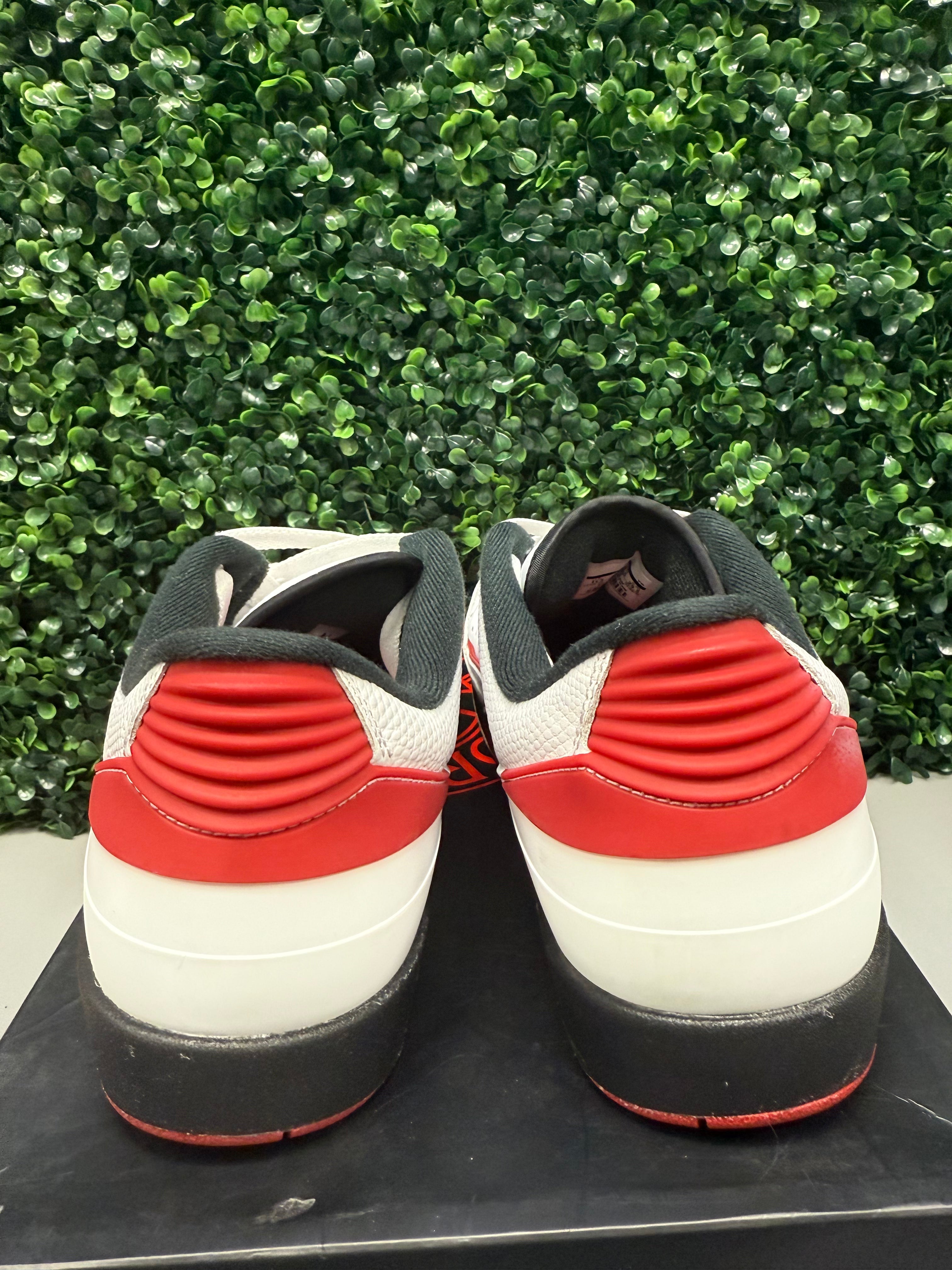 Jordan 2 Retro Low "Chicago" Size 11.5 Preowned