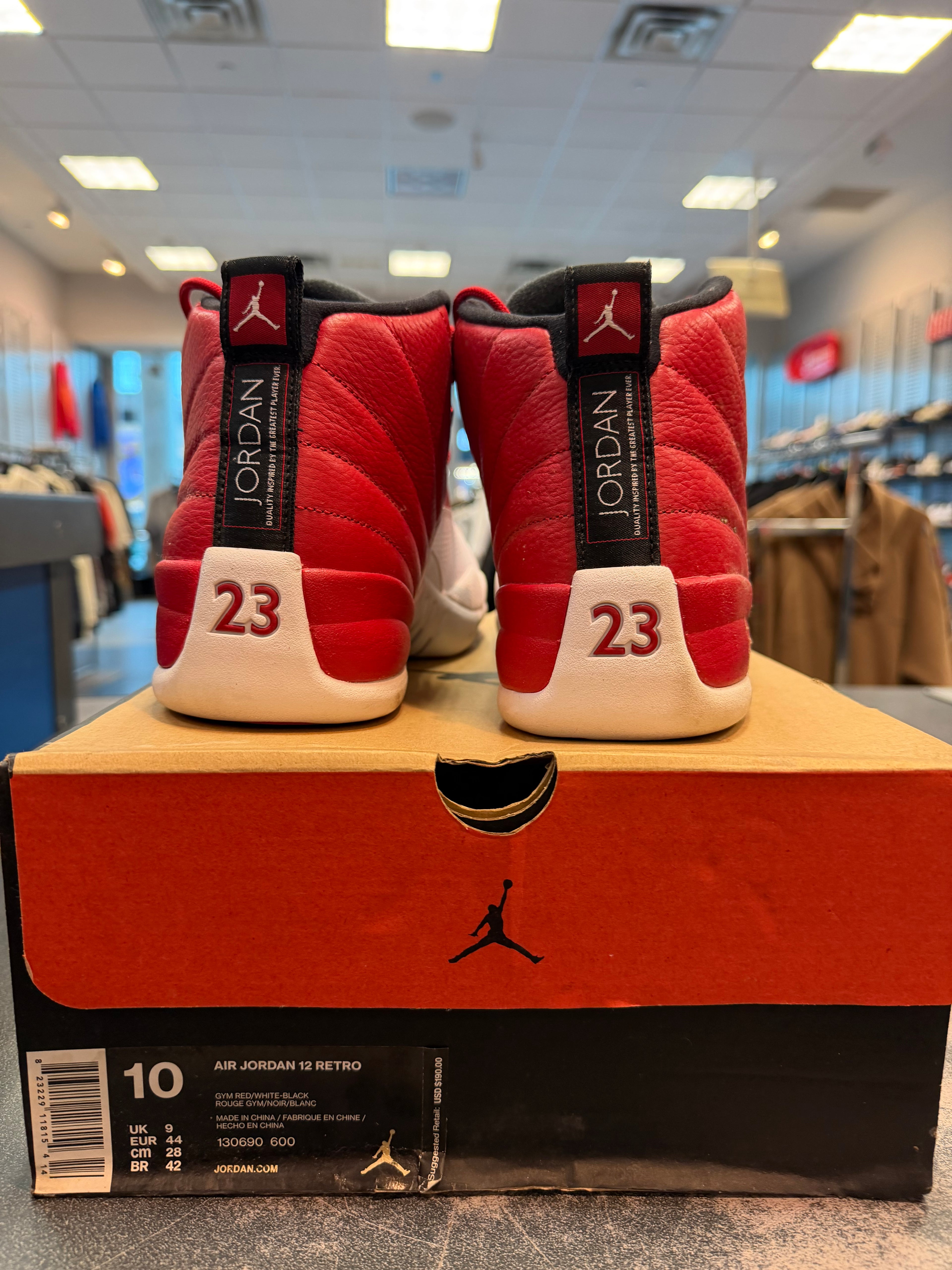 Jordan 12 Retro "Gym Red" (2016) Size 10 Preowned