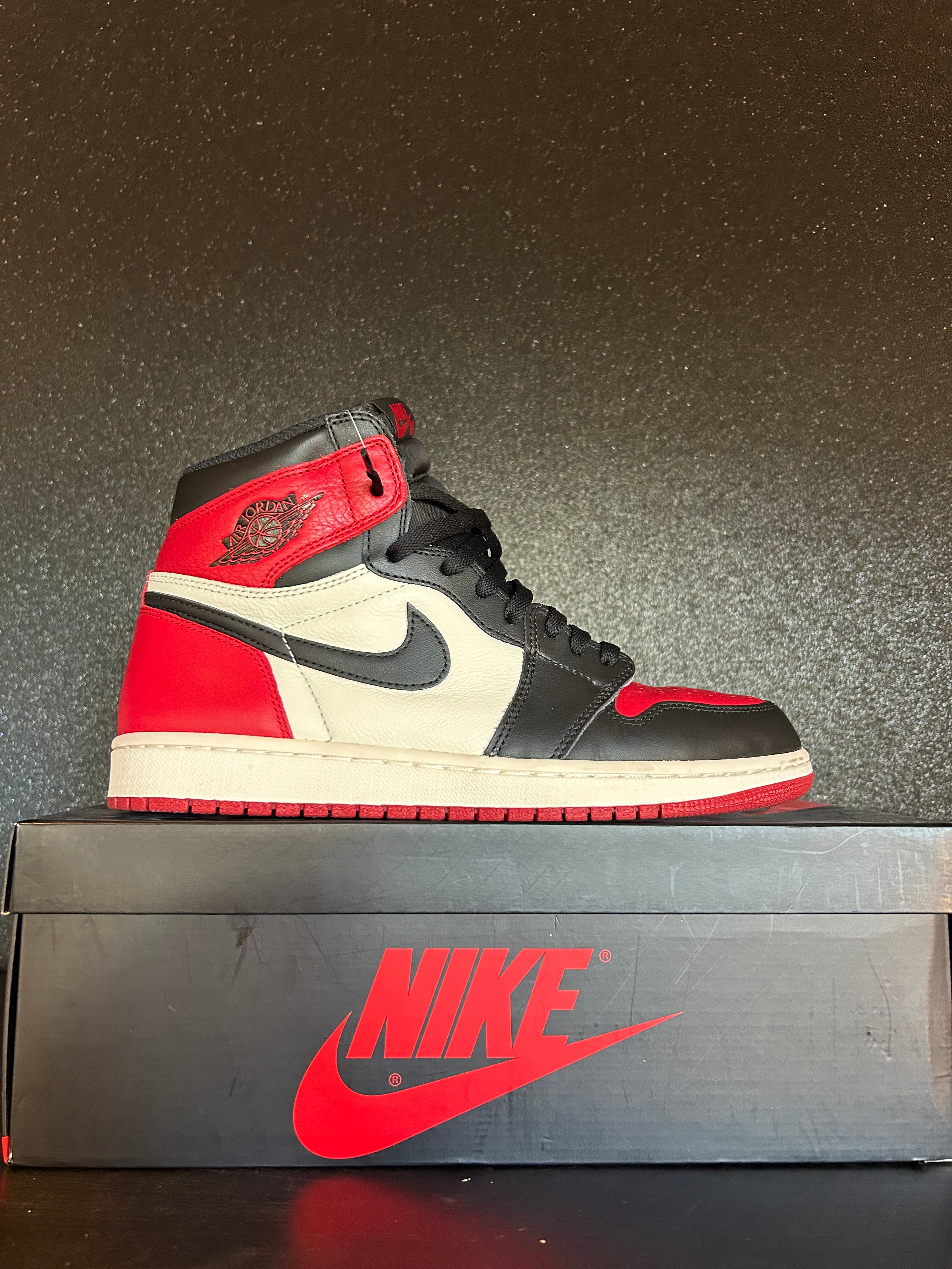 Jordan 1 Bred Toe Size 10 Preowned