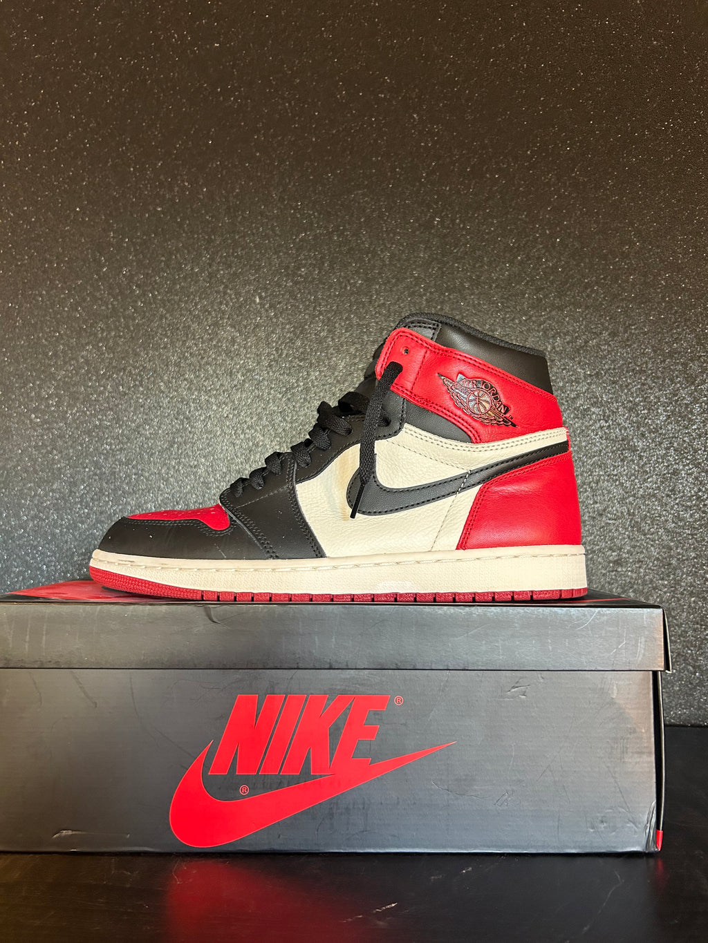 Jordan 1 Bred Toe Size 10 Preowned