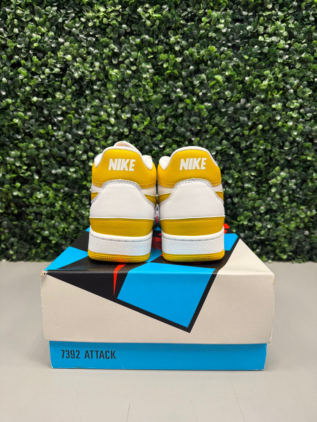 Nike Mac Attack QS SP "Lemon Venom" Size 11 Preowned