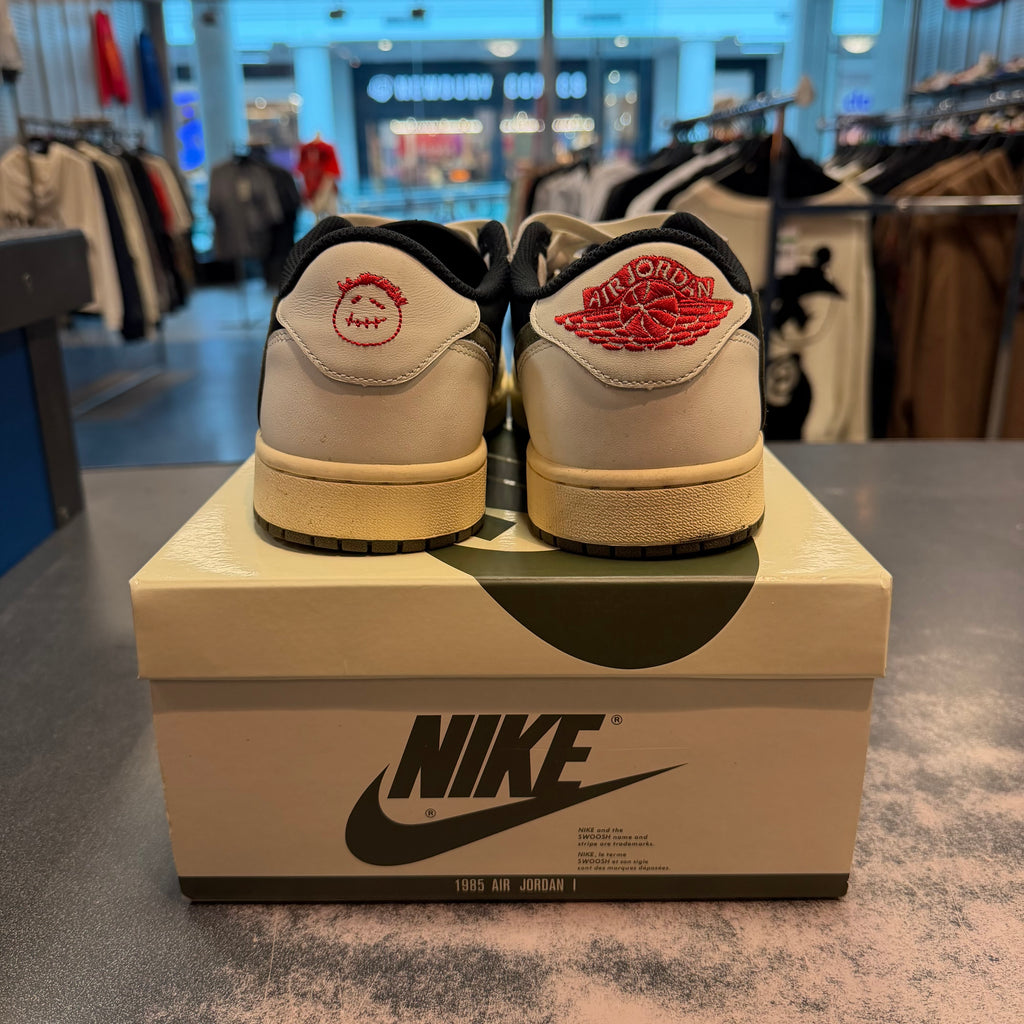 Jordan 1 Retro Low OG SP Travis Scott Olive (Women's) Preowned