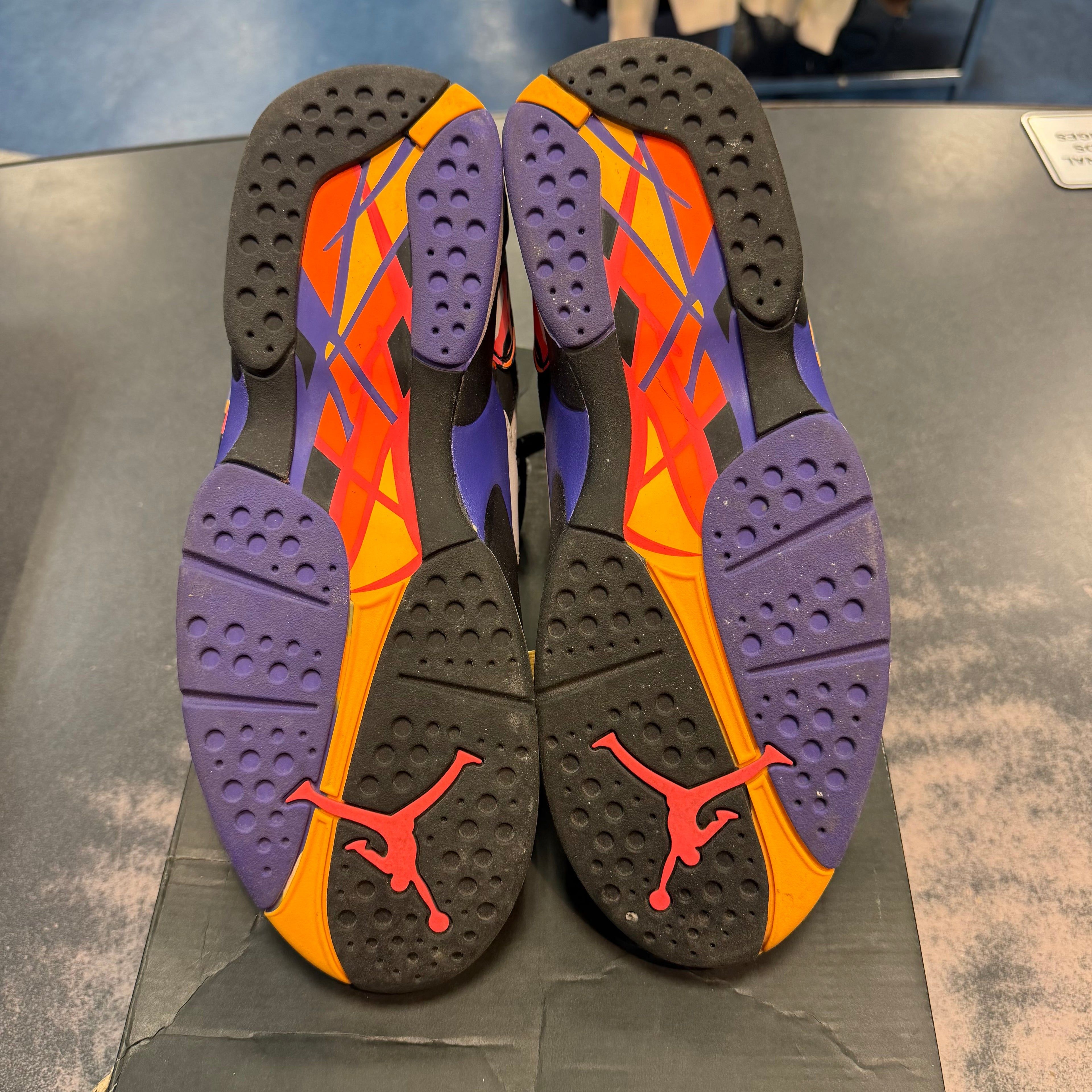 Jordan 8 Retro Three Peat Preowned