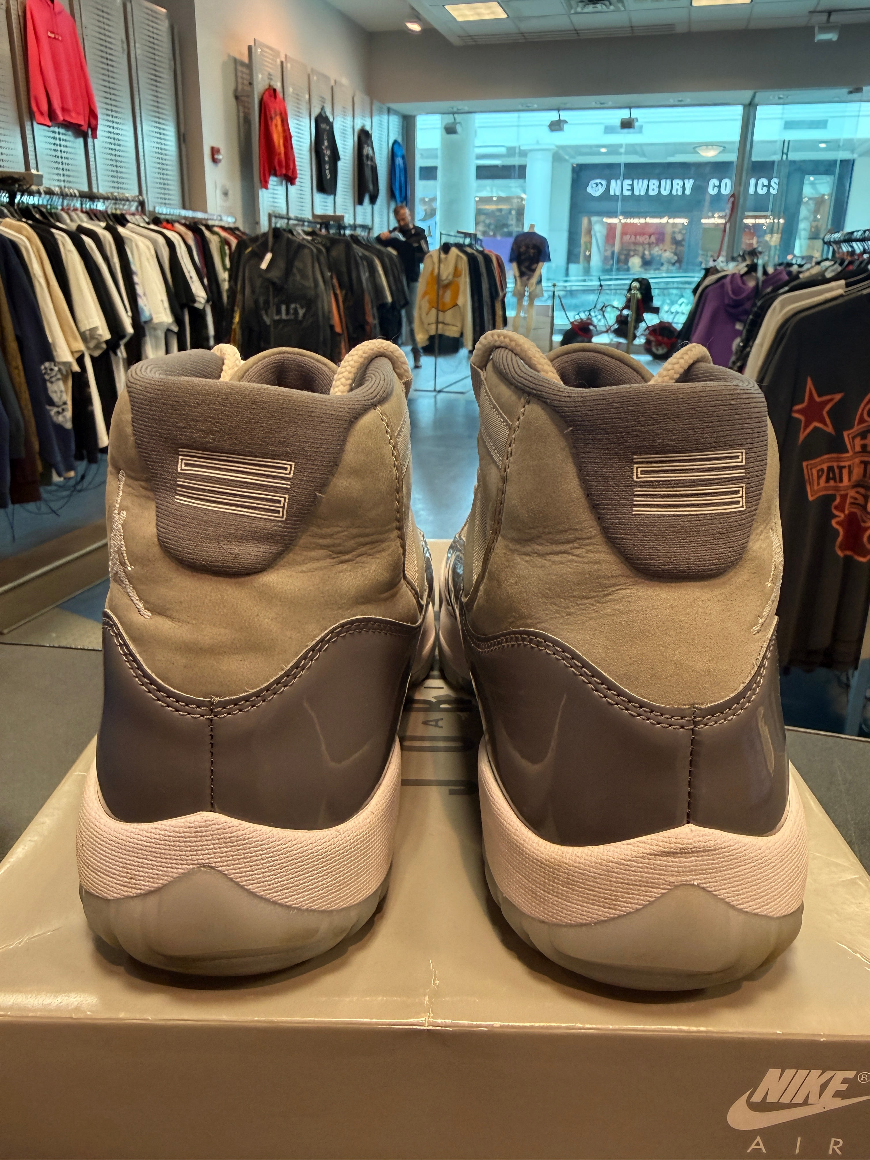 Jordan 11 Retro 'Cool Grey' Size 10M Preowned