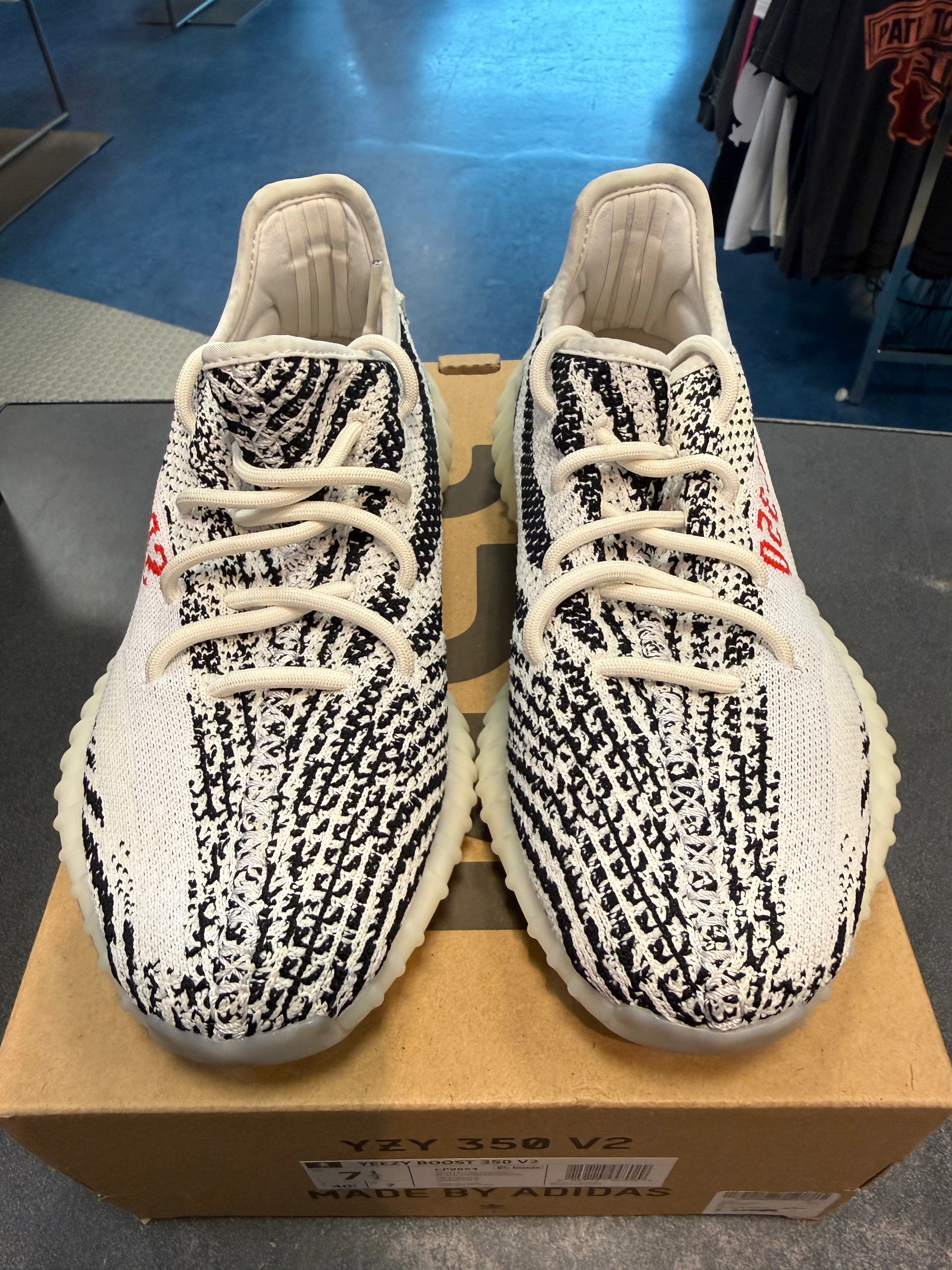Adidas Yeezy Boost 350 V2 Zebra Size 7.5M Preowned