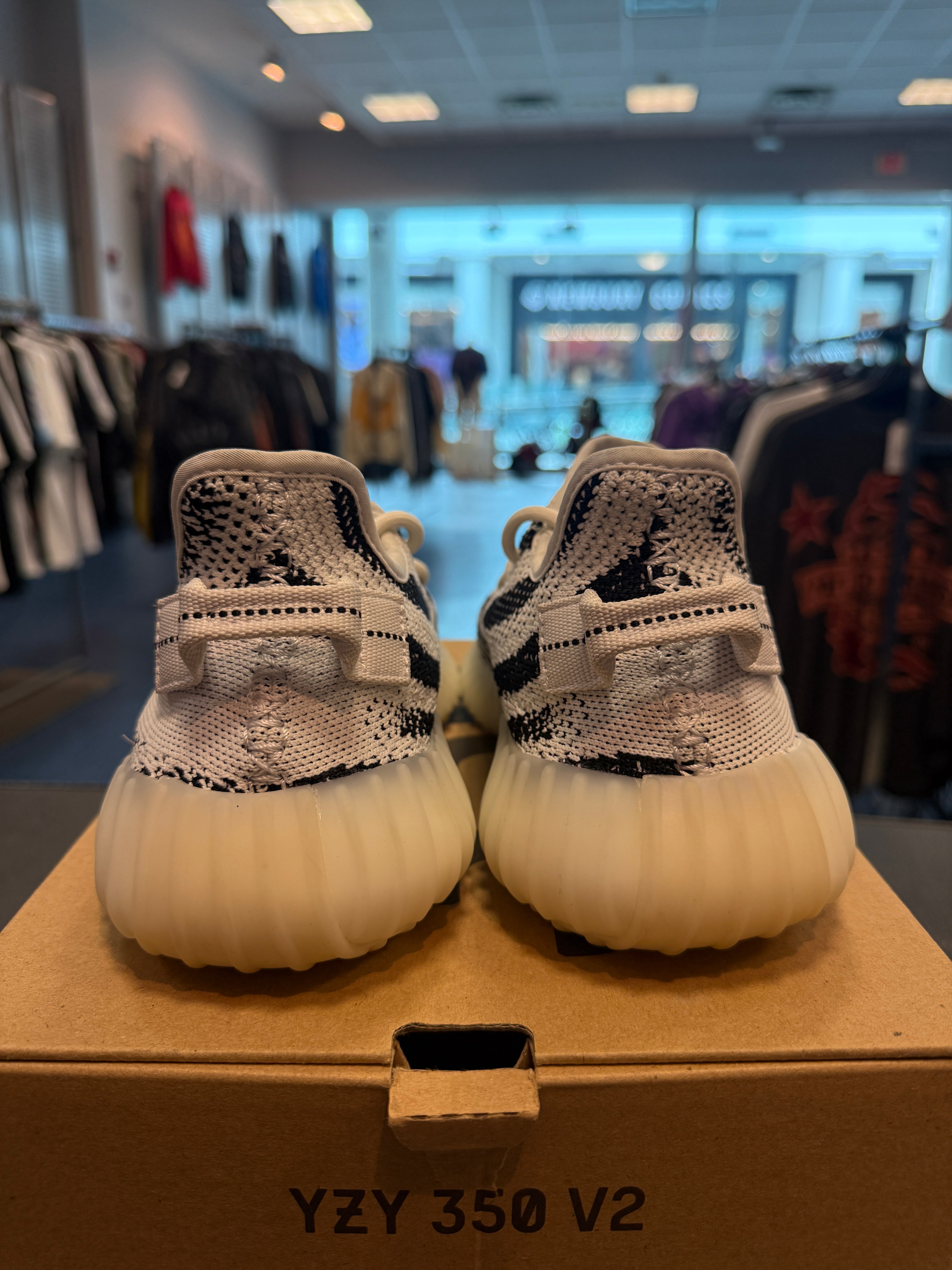 Adidas Yeezy Boost 350 V2 Zebra Size 7.5M Preowned