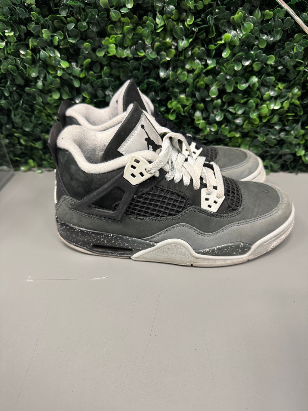 Jordan 4 "Fear" Size 5.5 Preowned