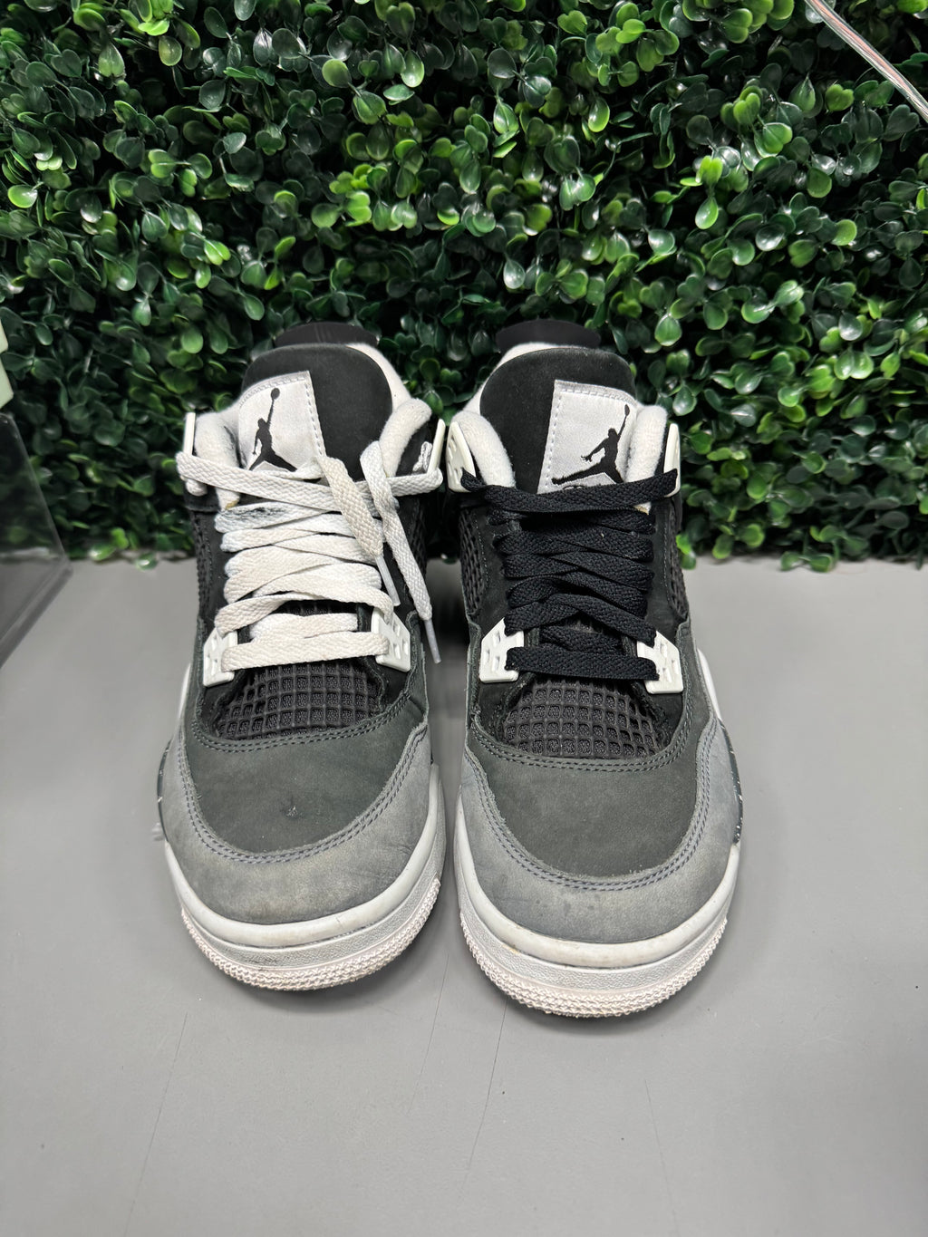 Jordan 4 "Fear" Size 5.5 Preowned