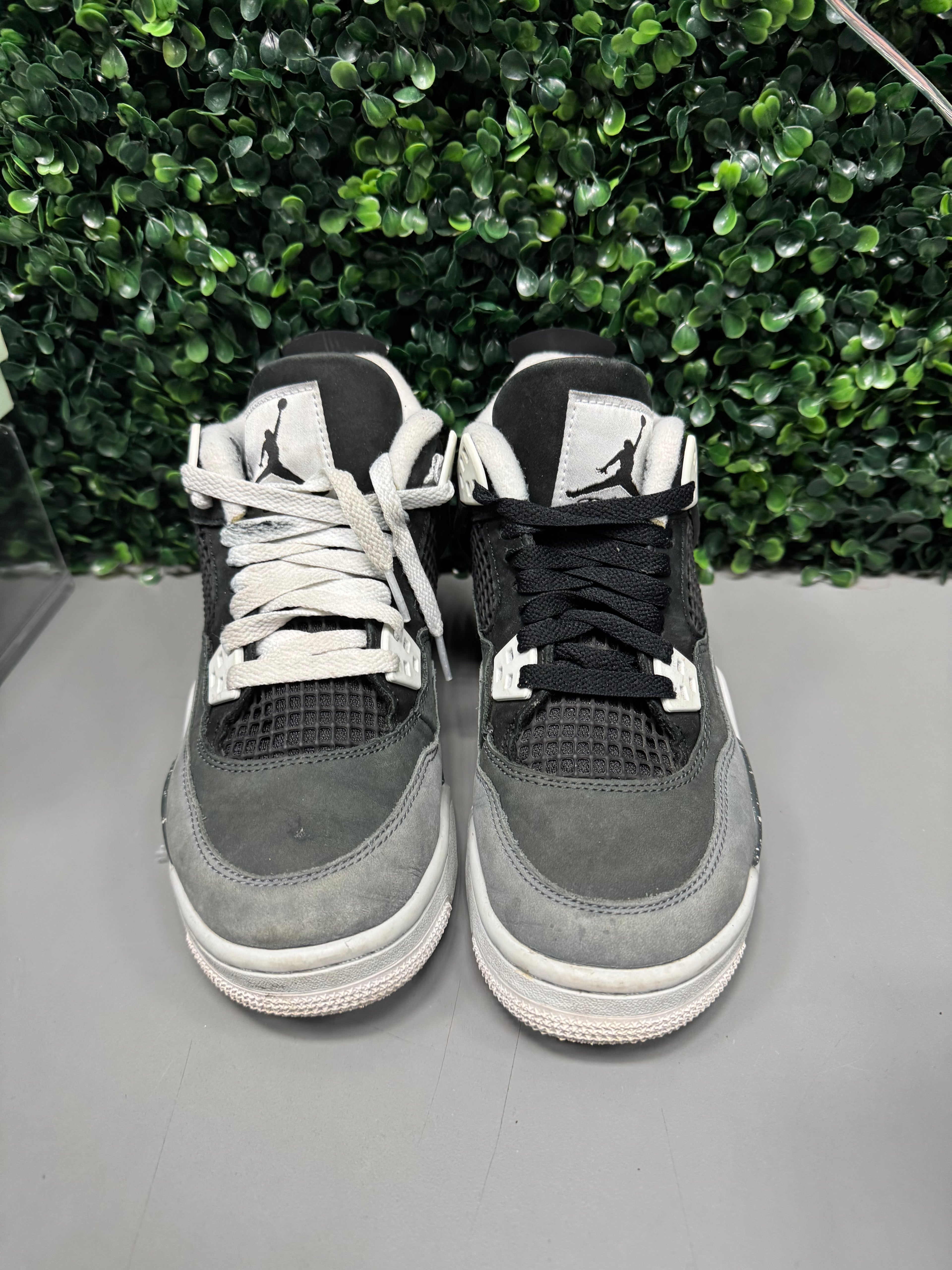 Jordan 4 "Fear" Size 5.5 Preowned