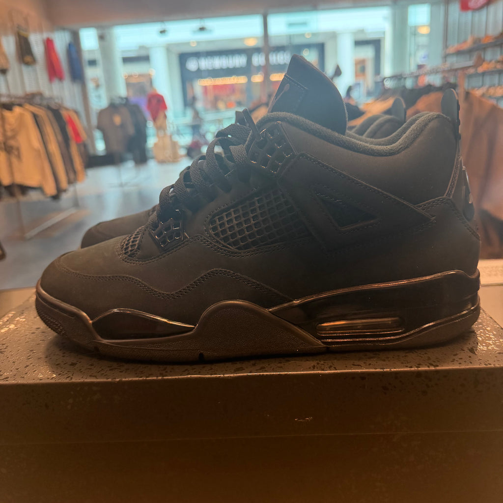 Jordan 4 Retro Black Cat (2025) Size 12 Preowned