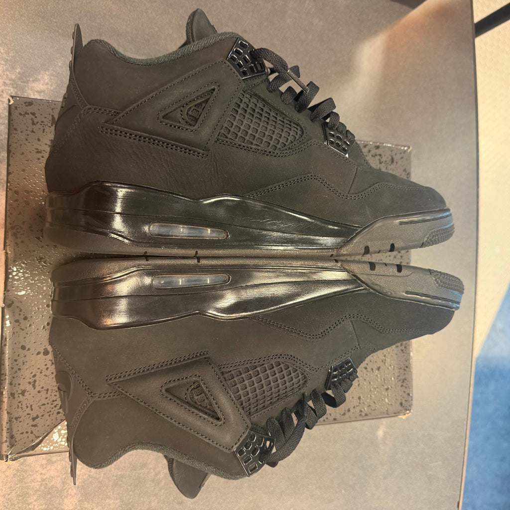 Jordan 4 Retro Black Cat (2025) Size 12 Preowned