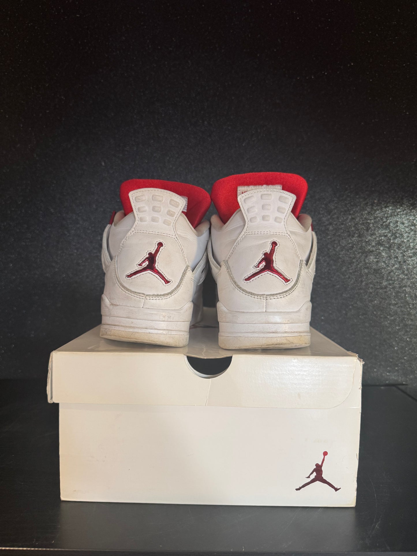 Jordan 4 'Metallic Red' Size 11 Preowned with box
