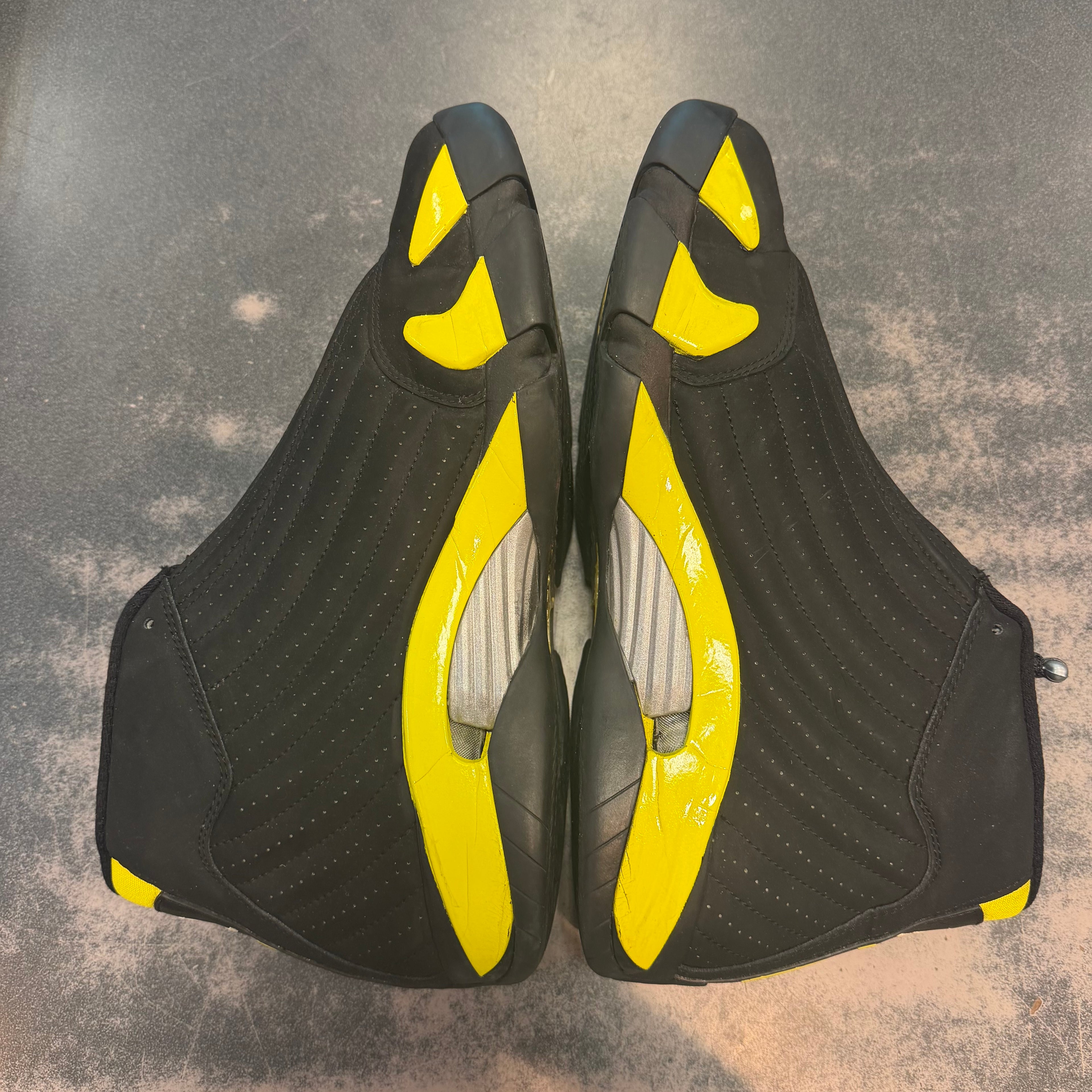 Jordan 14 Retro "Thunder" Size 13 Preowned (NO BOX)