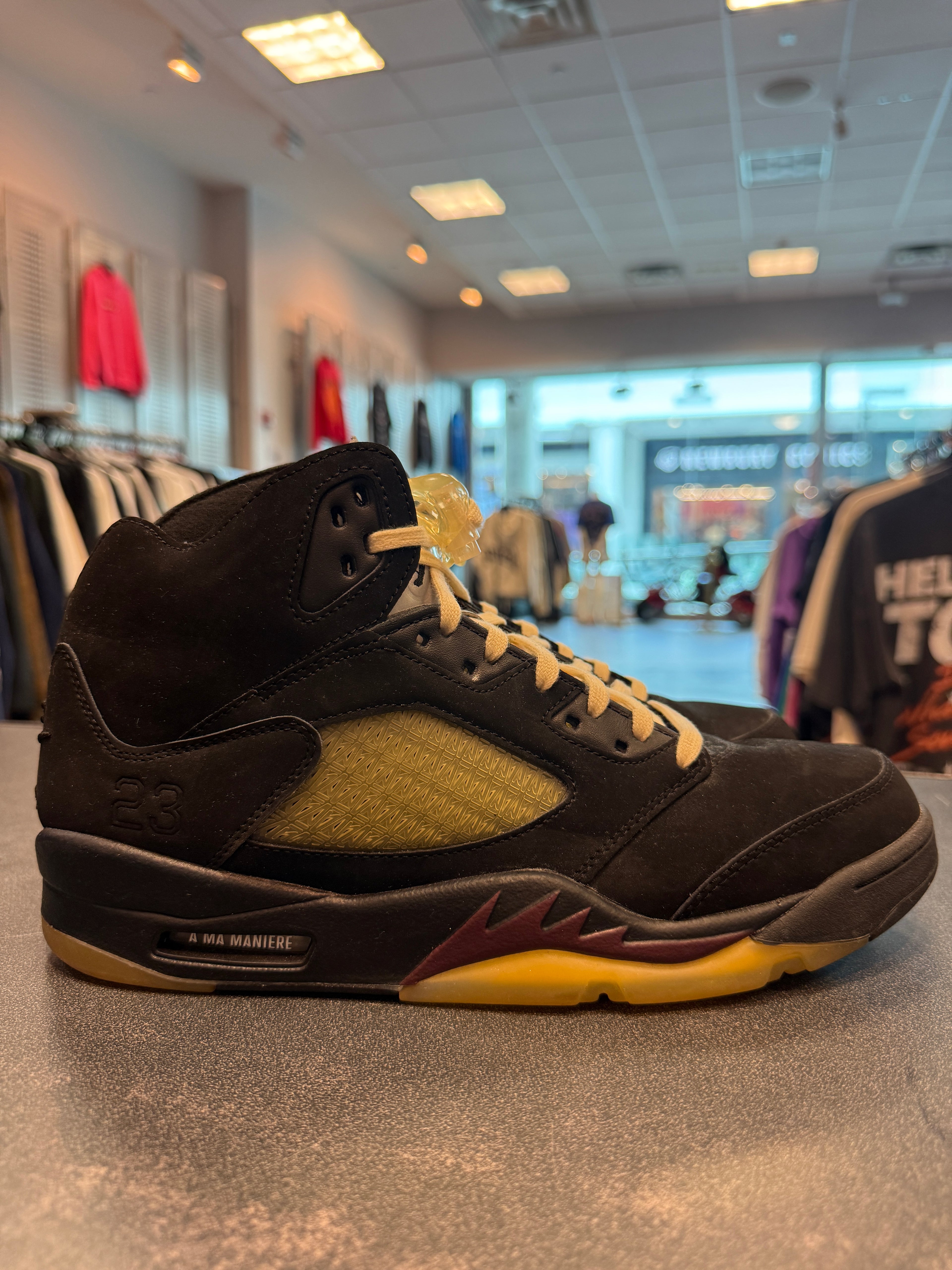 Jordan 5 Retro 'A Ma Maniére Dusk' Size 10M Preowned (NO BOX)