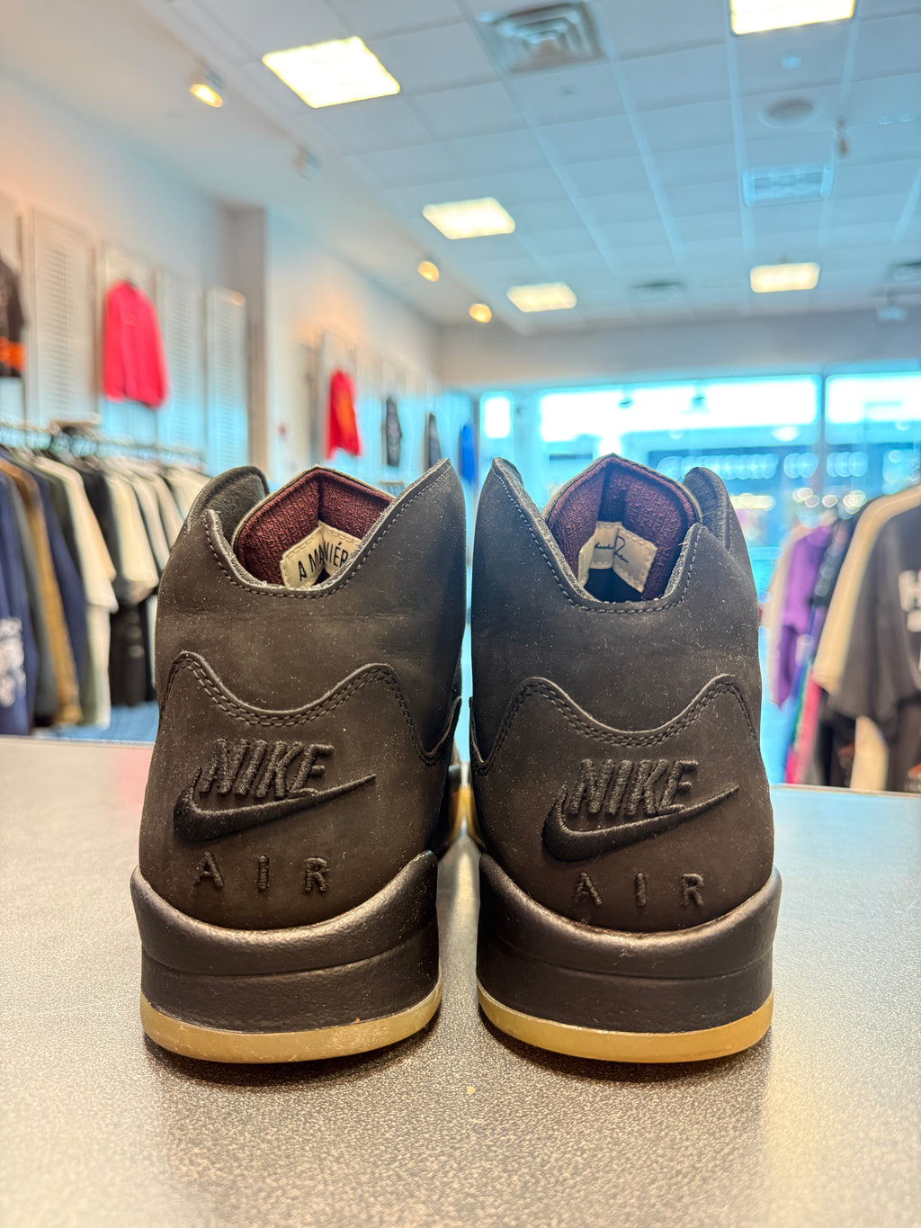 Jordan 5 Retro 'A Ma Maniére Dusk' Size 10M Preowned (NO BOX)