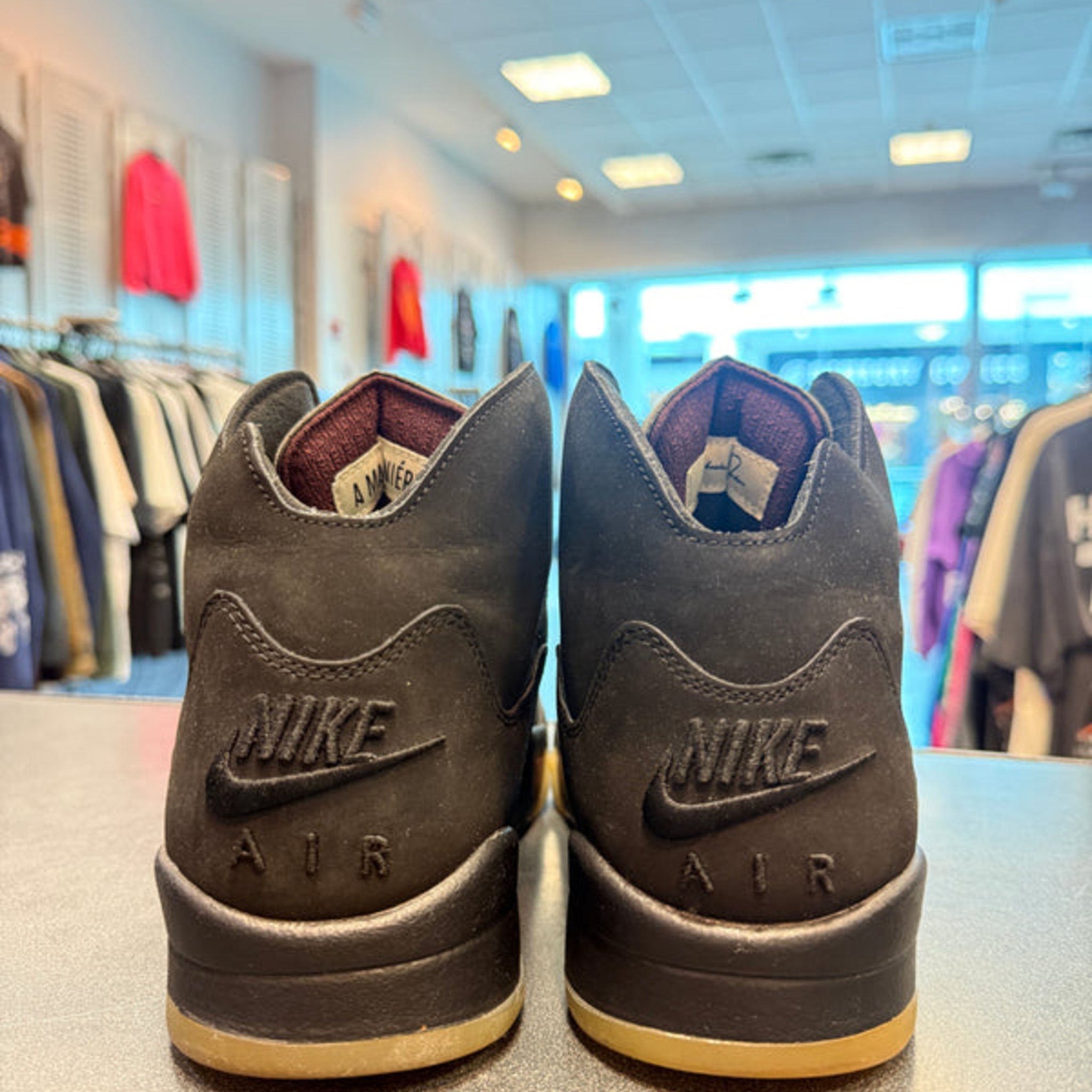Jordan 5 Retro 'A Ma Maniére Dusk' Size 10M Preowned (NO BOX)