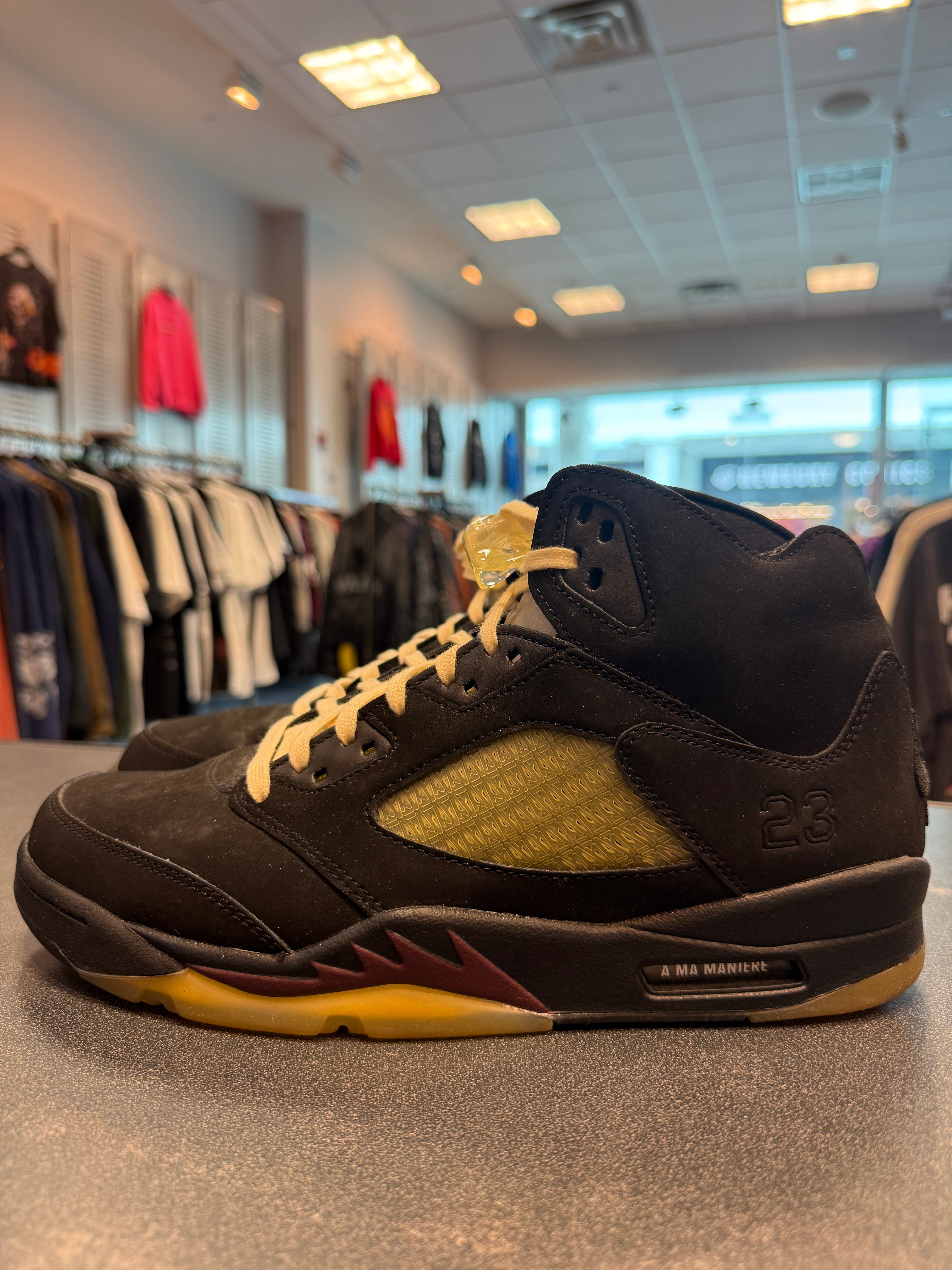 Jordan 5 Retro 'A Ma Maniére Dusk' Size 10M Preowned (NO BOX)