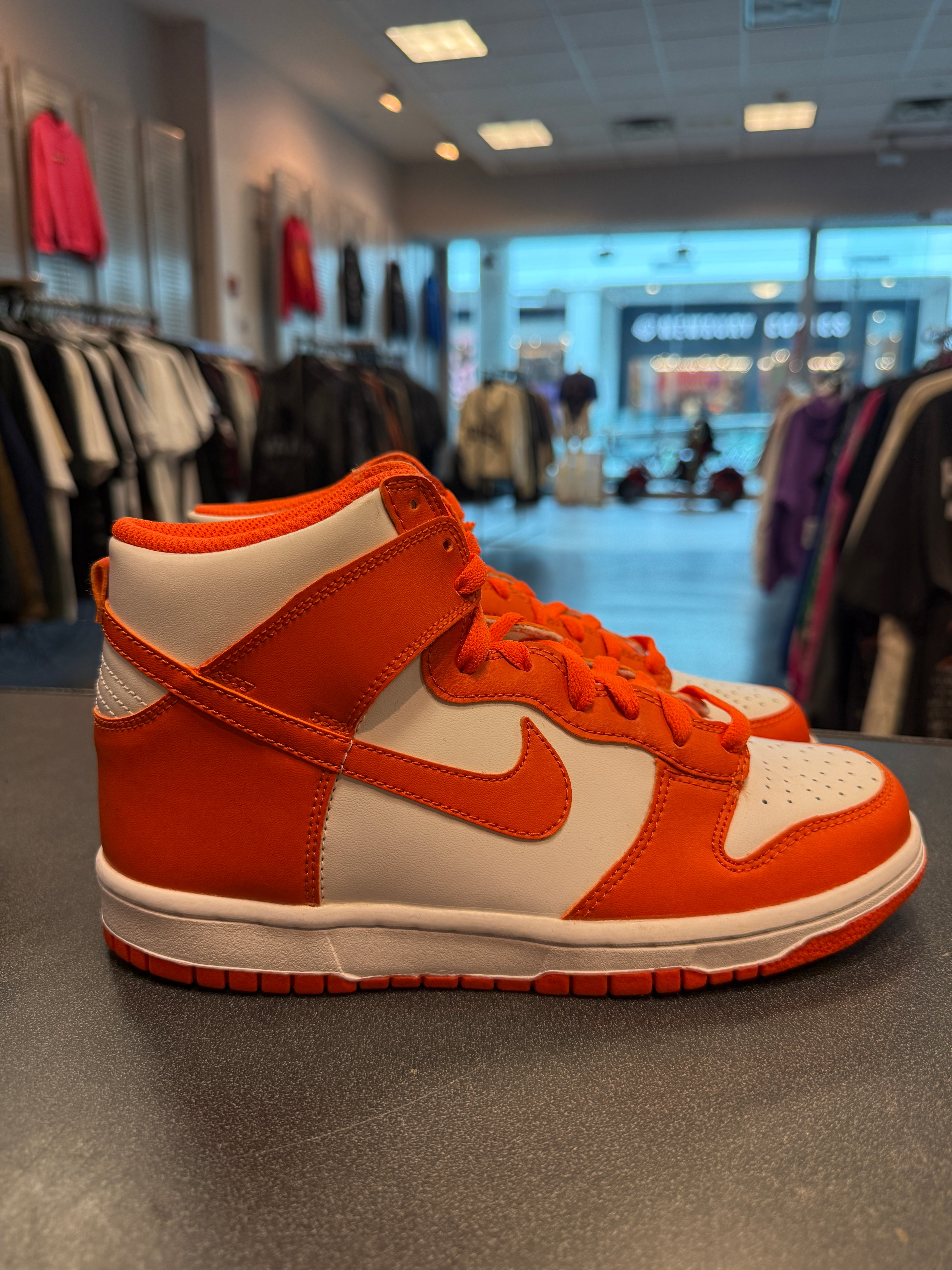 Nike Dunk High SP "Syracuse" (2021) (GS) Size 6.5Y Preowned (NO BOX)