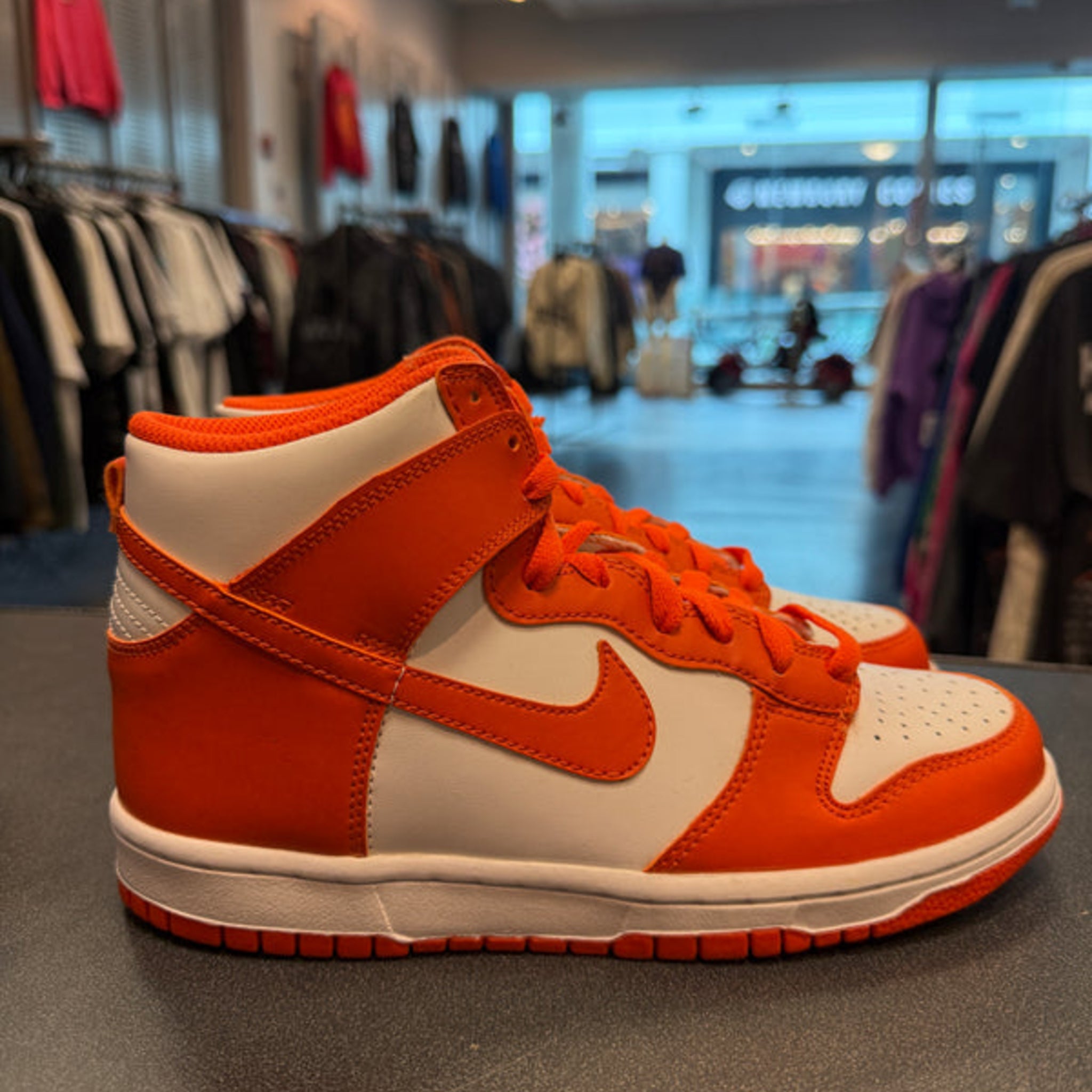 Nike Dunk High SP "Syracuse" (2021) (GS) Size 6.5Y Preowned (NO BOX)