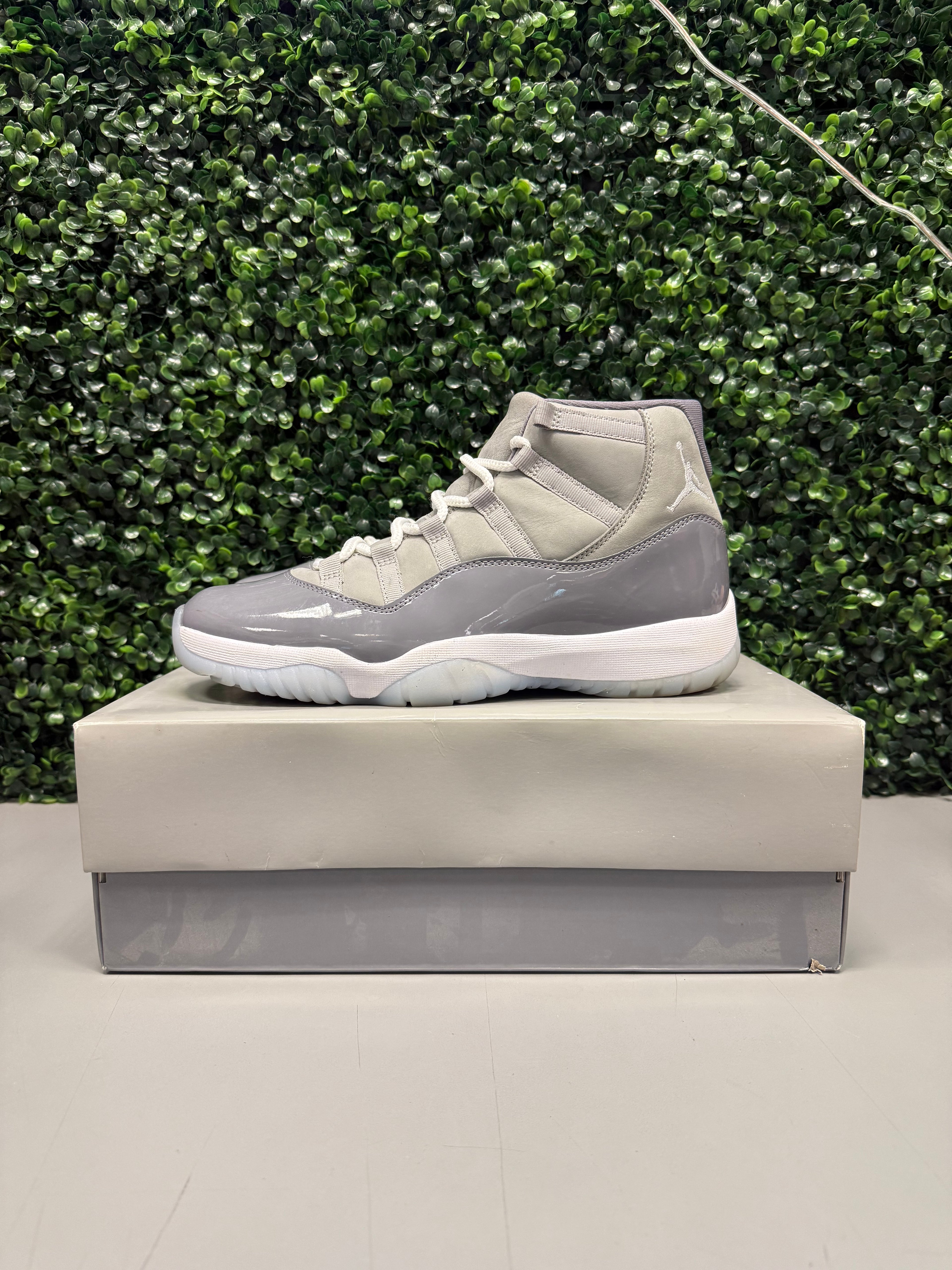 Jordan 11 "Cool Grey" Size 10.5 Preowned