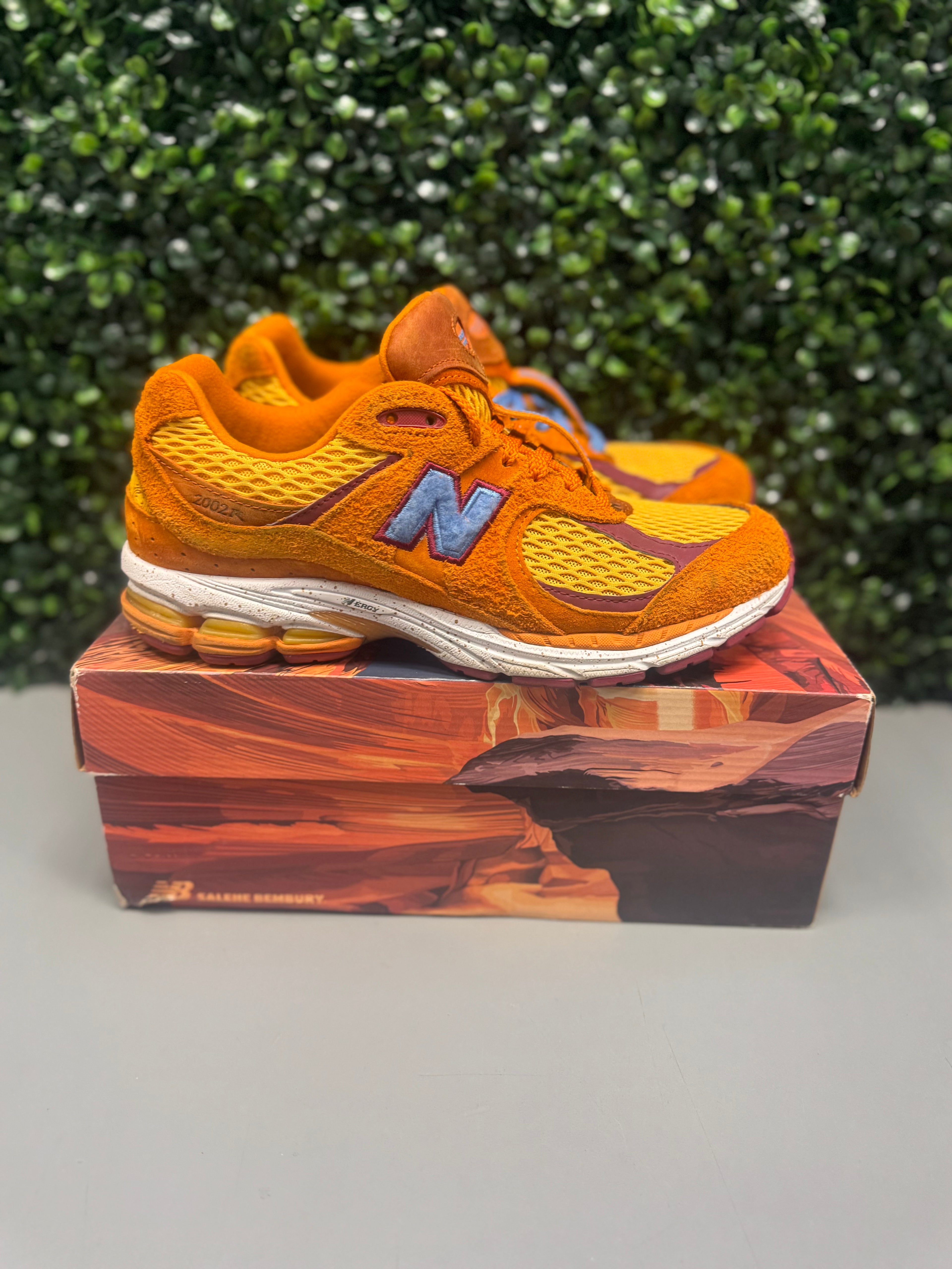 New Balance X Salehe Bembury 2002R "Peace Be The Journey" Size 9.5 Preowned