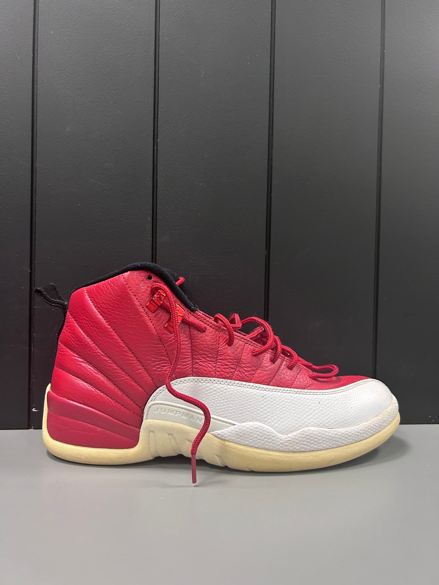 Jordan 12 "Gym Red" Size 10 Pre-Owned