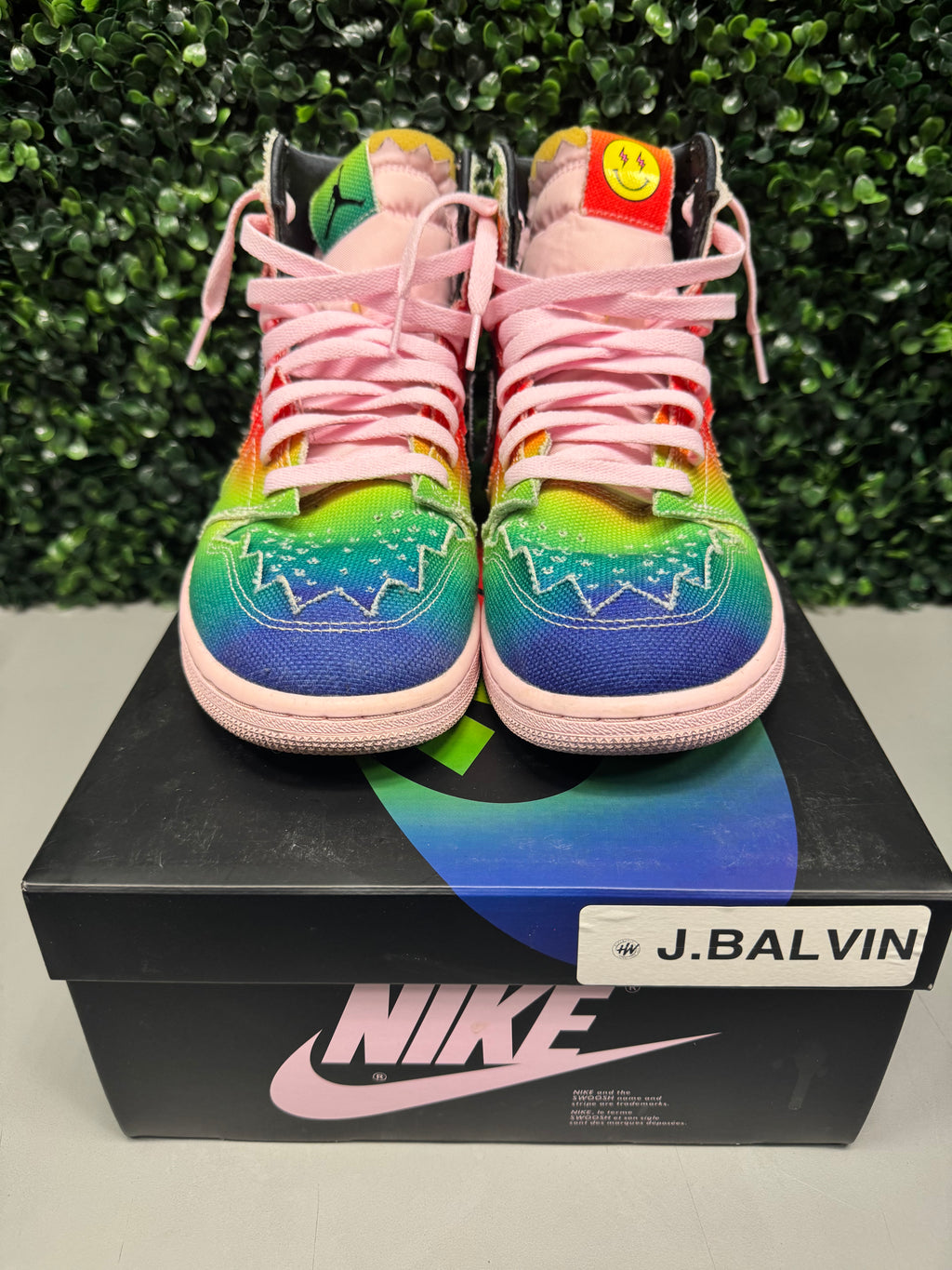 Jordan 1 Retro High "J Balvin" Size 9 Preowned